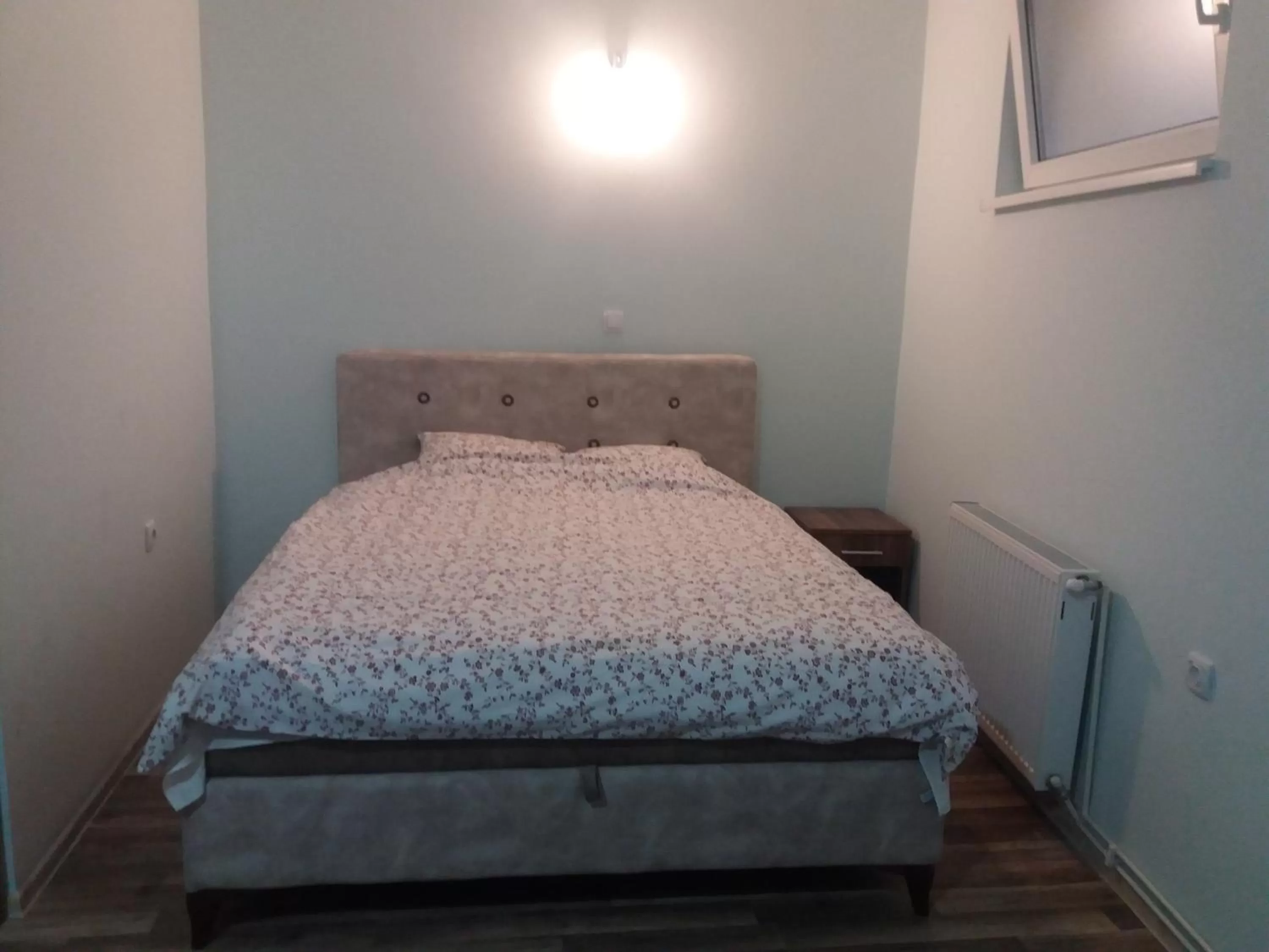 Bed in Bed&Breakfast INTERMEZZO CAFFE