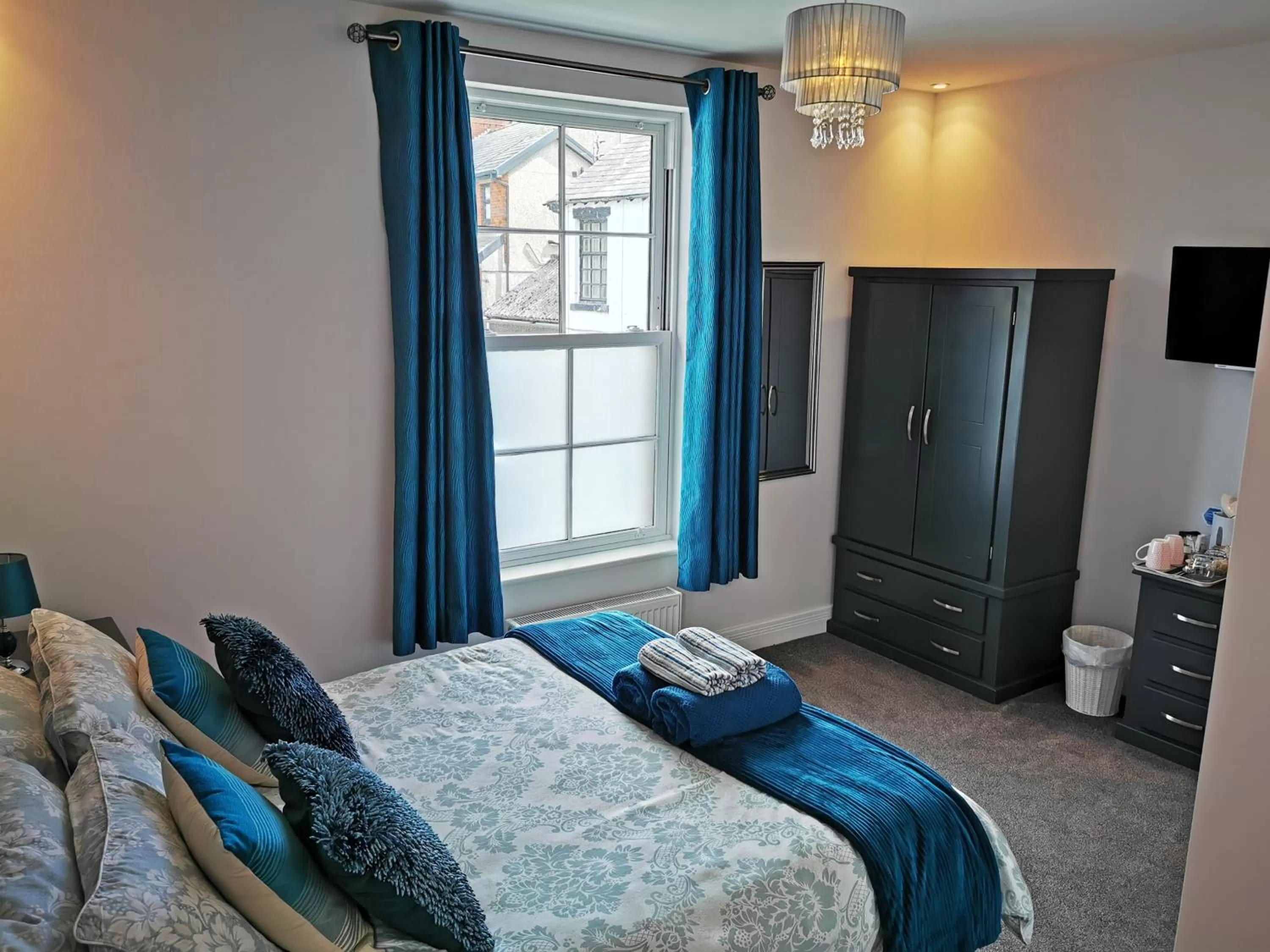 Bed in Saracens House