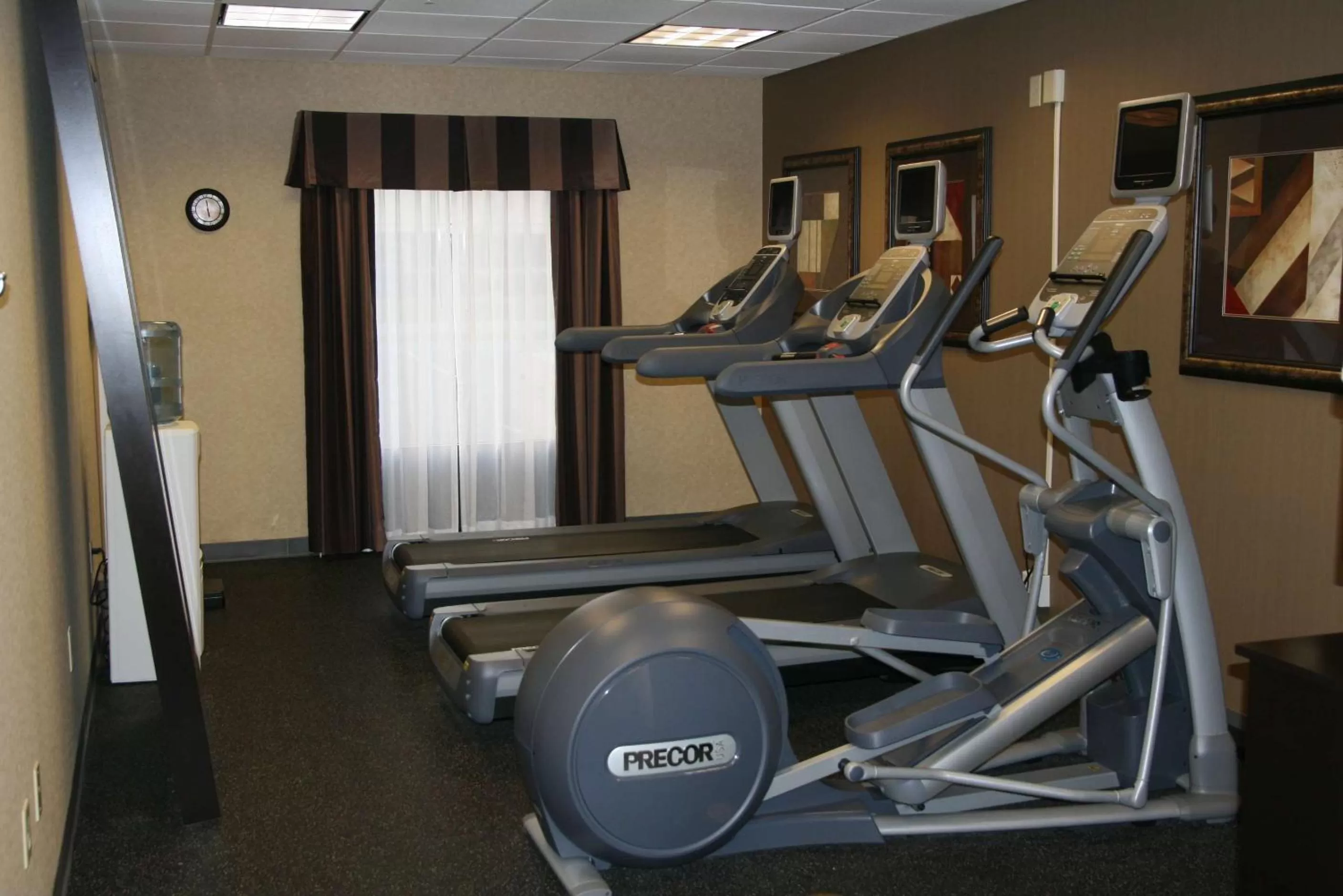 Fitness centre/facilities in Hampton Inn & Suites Orlando-John Young Parkway/South Park