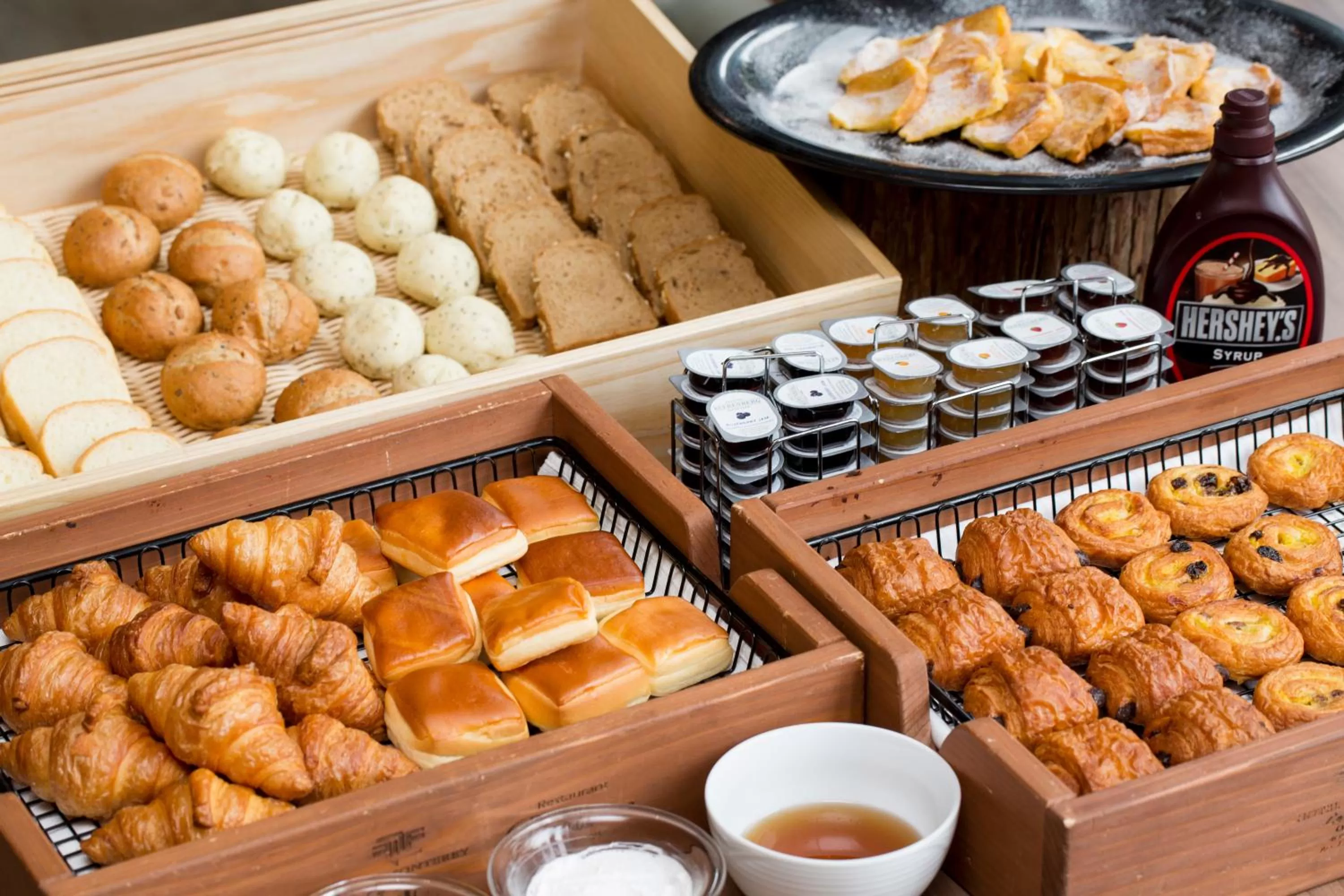 Buffet breakfast in Hotel Monterey Le Frere Osaka