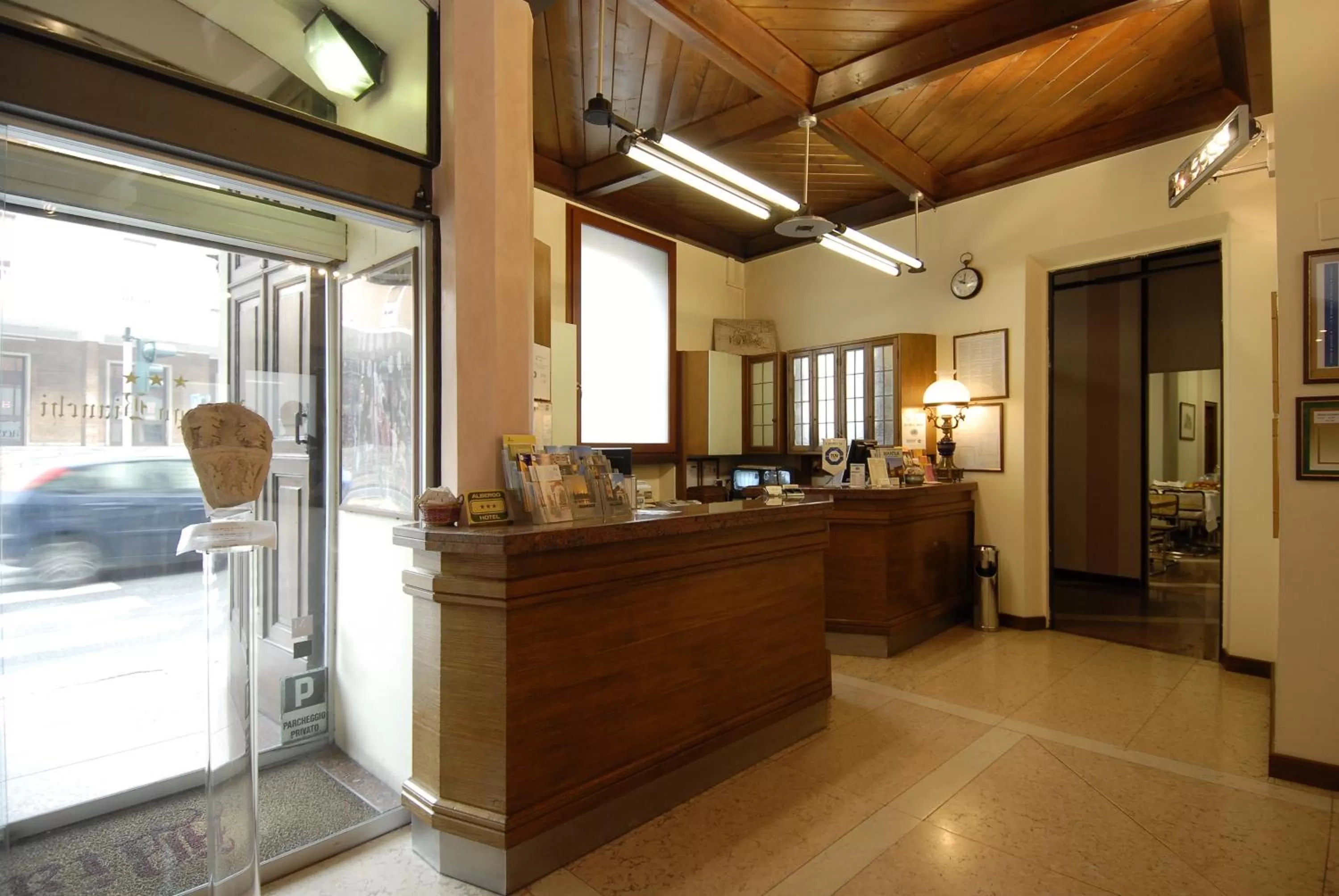 Lobby or reception in Albergo Bianchi Stazione