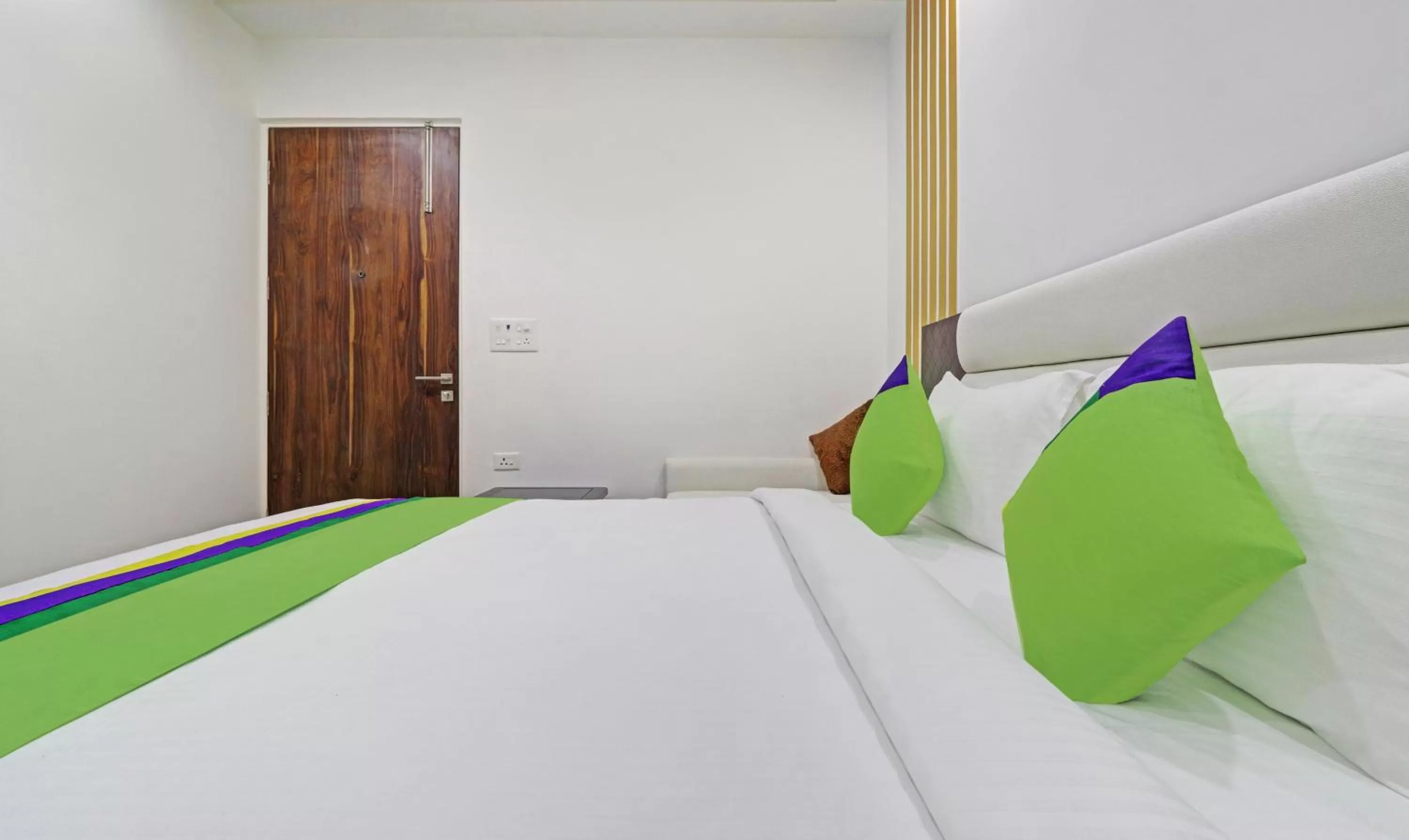 Bedroom, Bed in Treebo Kanopy Greens