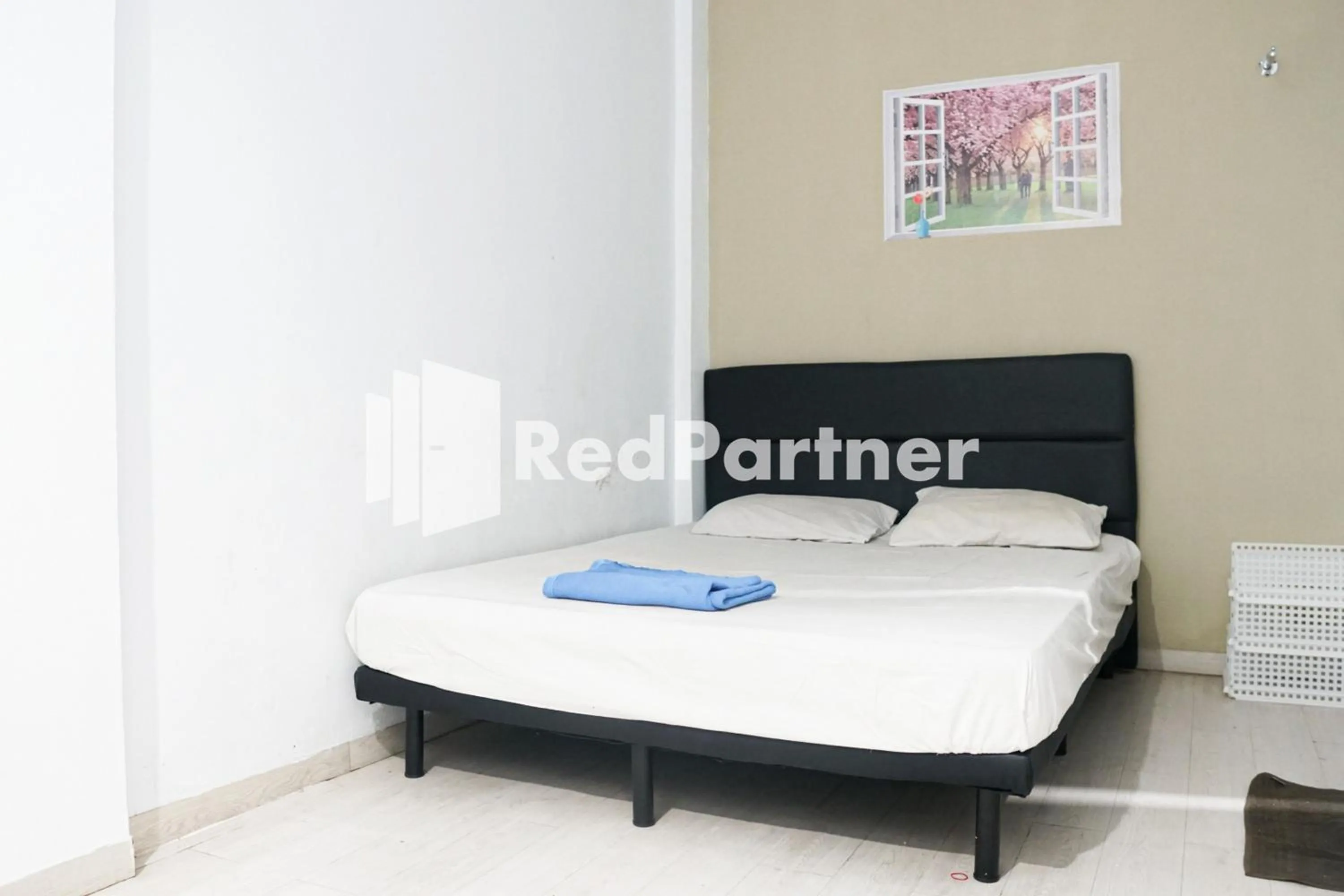 Bedroom in Cosmo Harmoni RedPartner