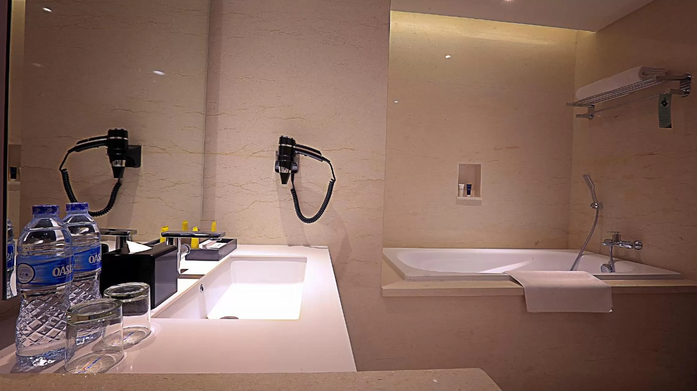 Bathroom in Grand Soll Marina Hotel