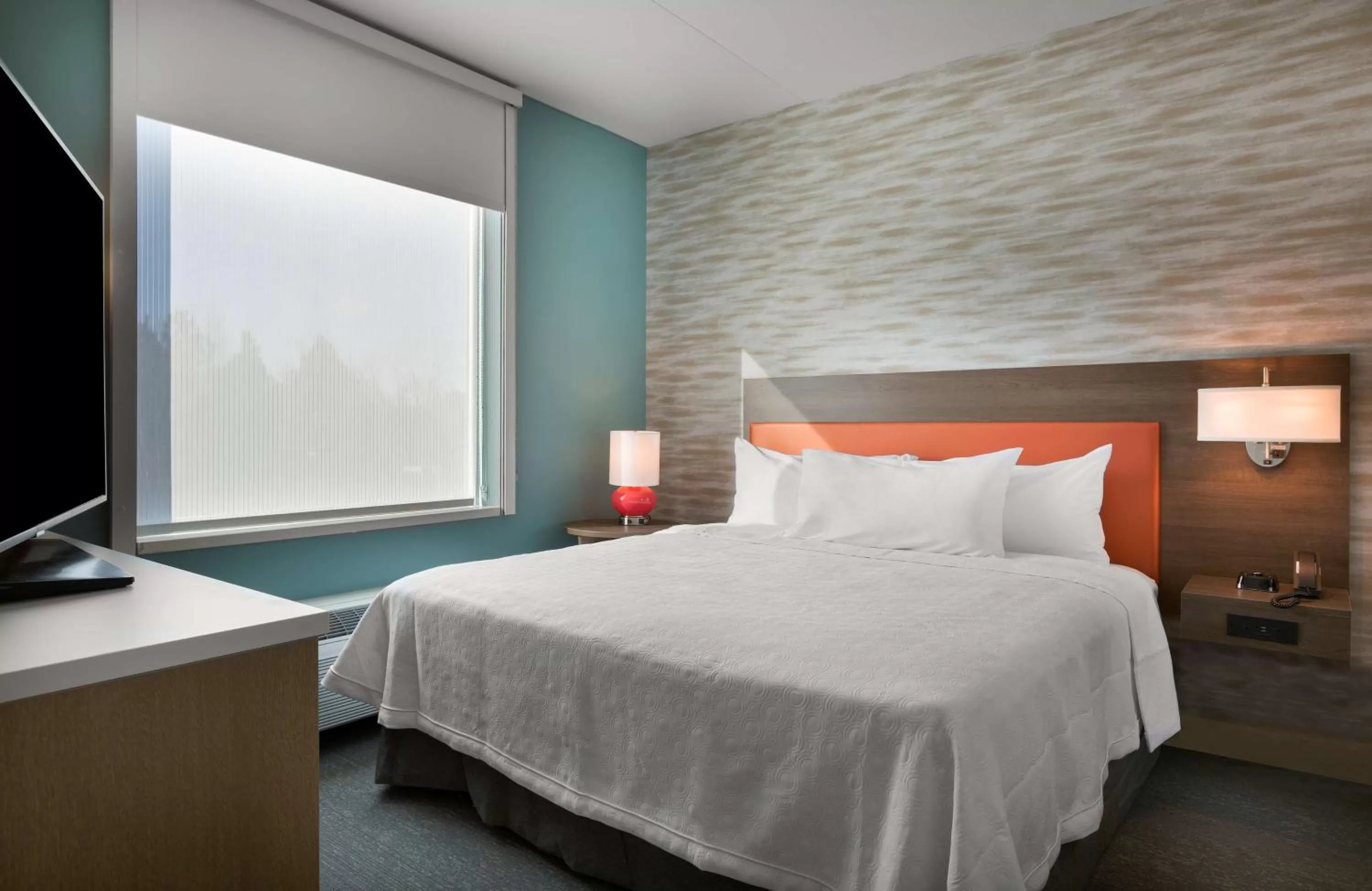 Bed in Home2 Suites By Hilton Charlotte Belmont, Nc