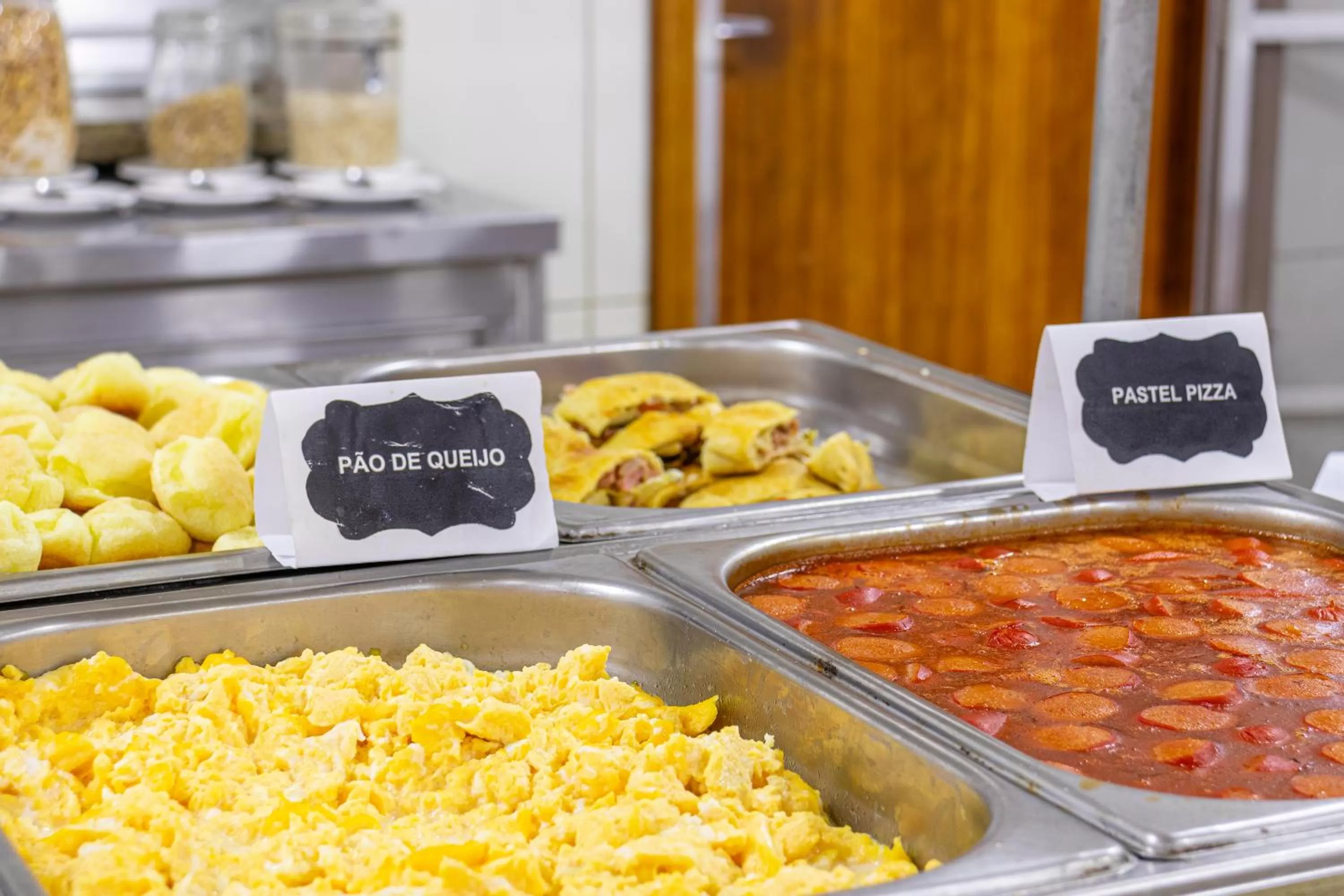 Buffet breakfast in Hotel Caminho do Rosário