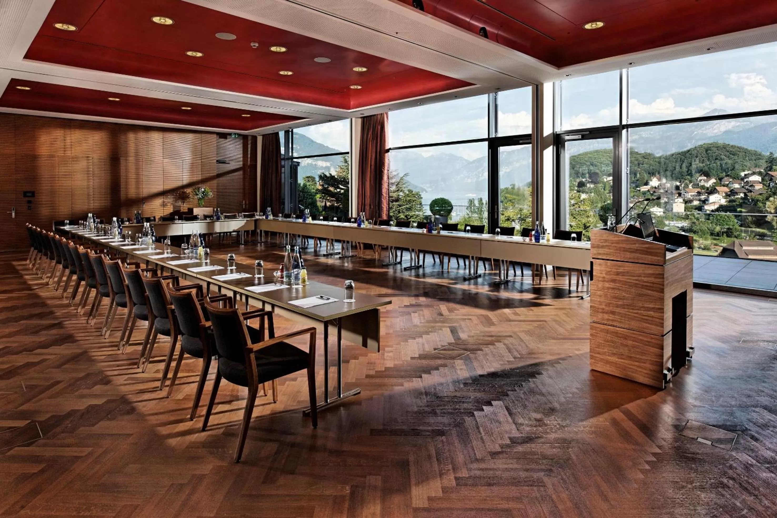 Meeting/conference room in Hotel Eden Spiez