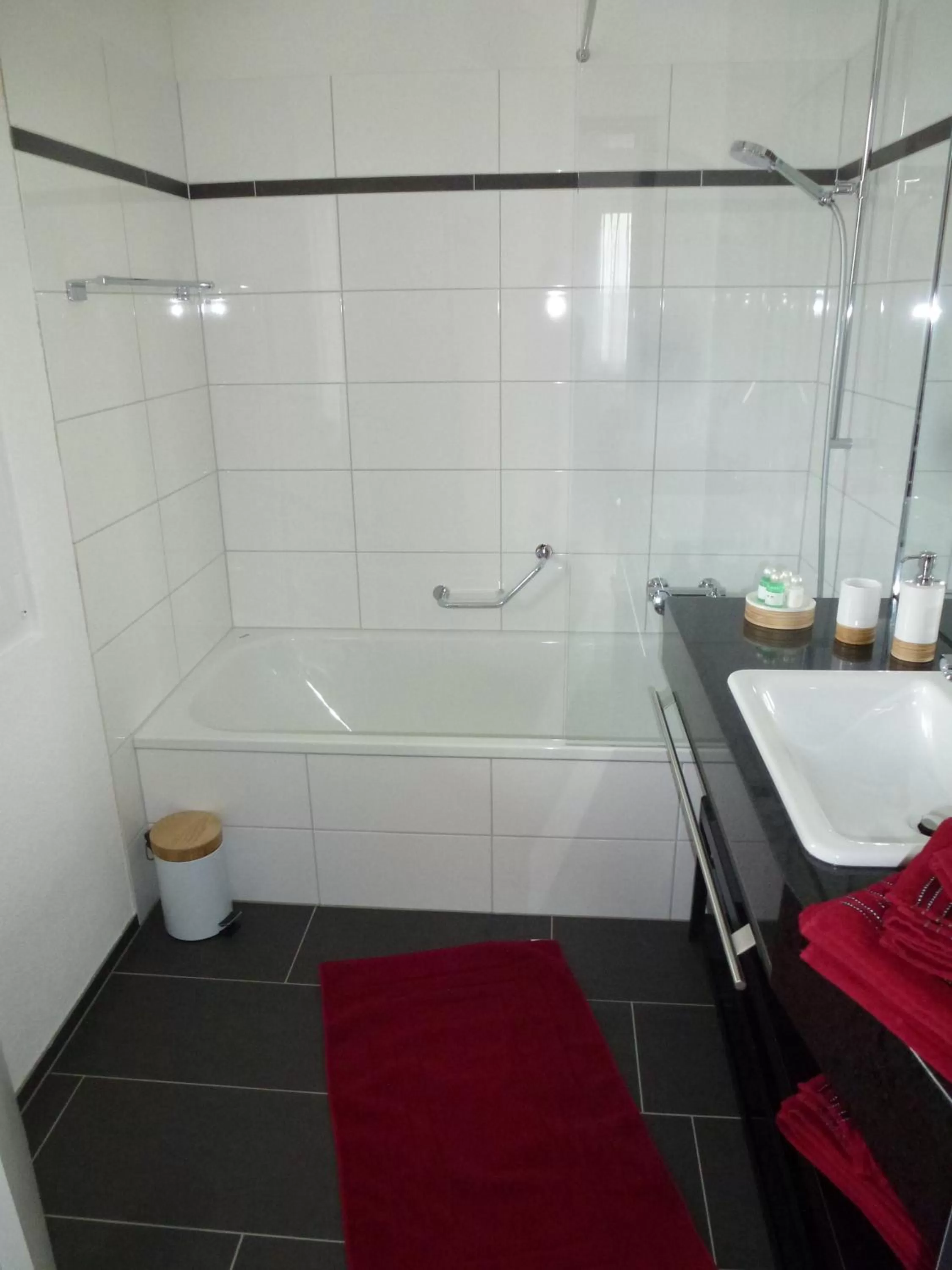 Bathroom in Hotel Enjoy