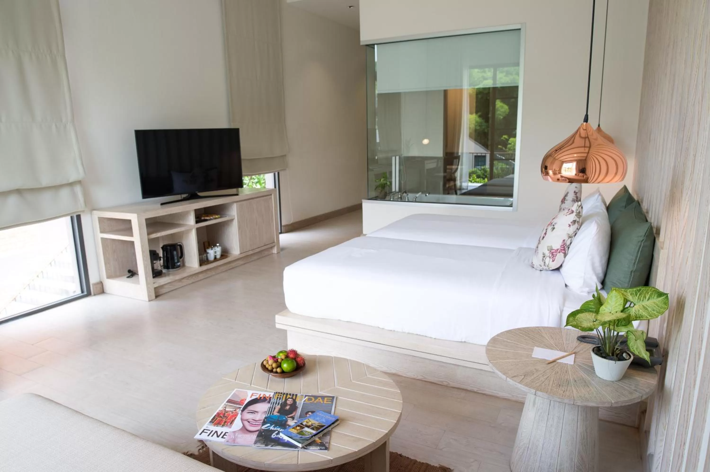 Photo of the whole room, Bed in Flora Creek Chiang Mai