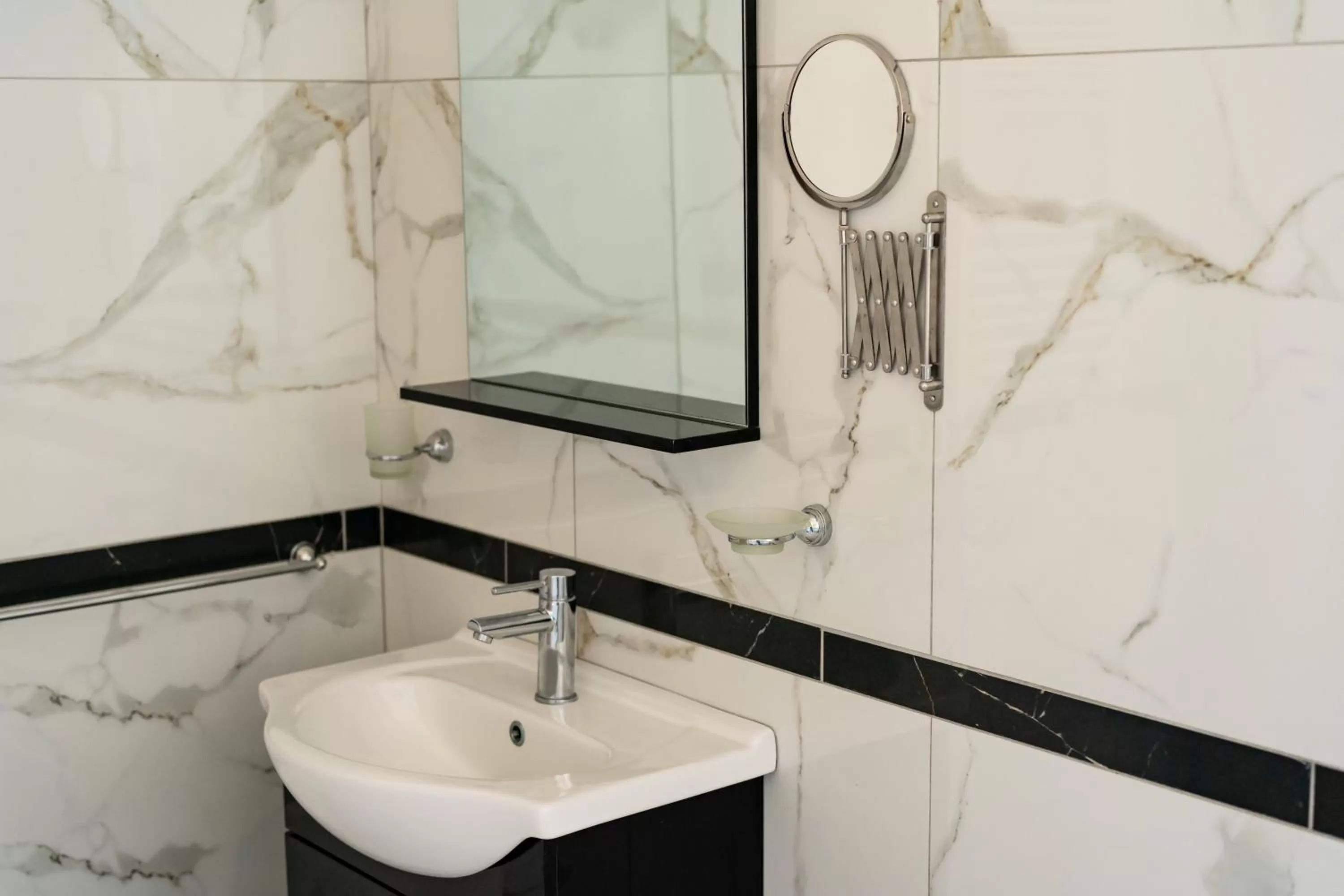 Bathroom in Il Falco