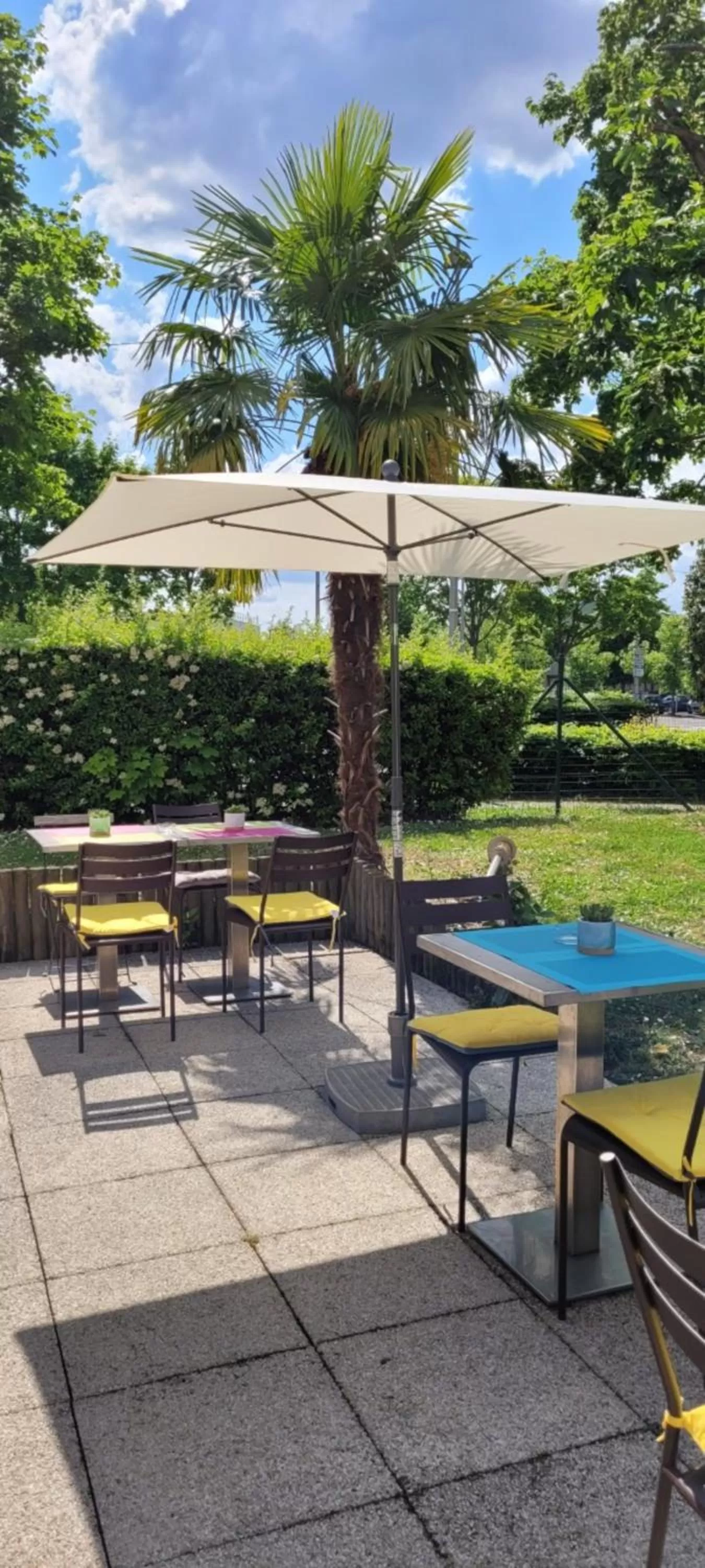 Patio in Campanile Villepinte - Parc des Expositions