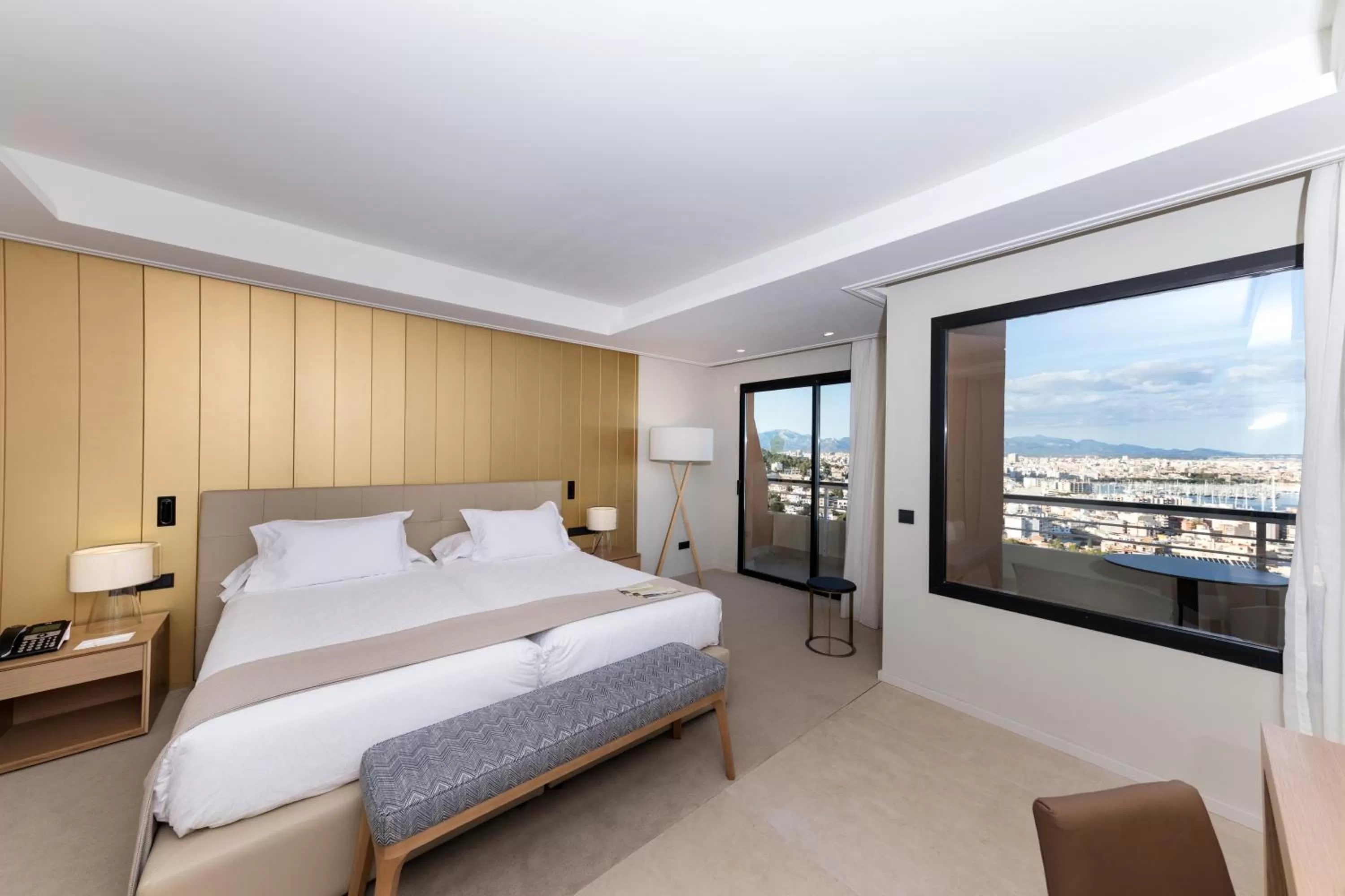 Photo of the whole room, Bed in GPRO Valparaiso Palace & Spa