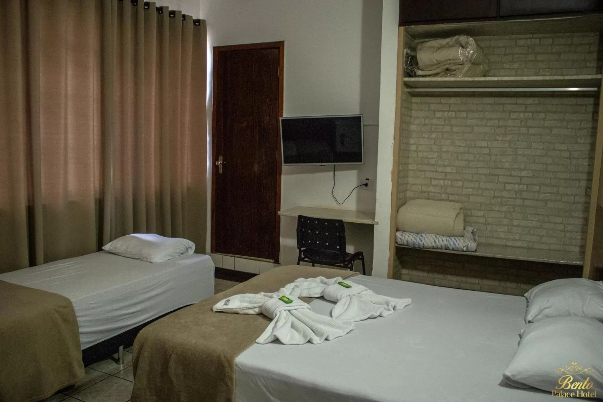 Bed in Bento palace hotel