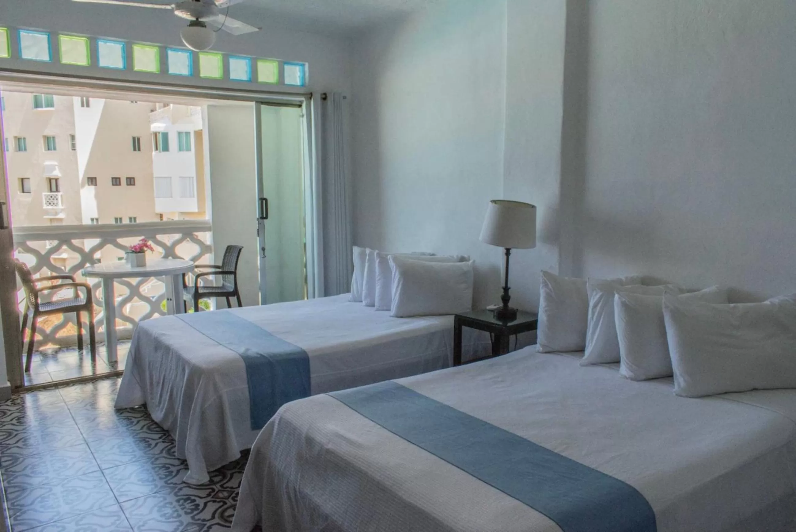 Bed in Cancun Beach&Sunrise