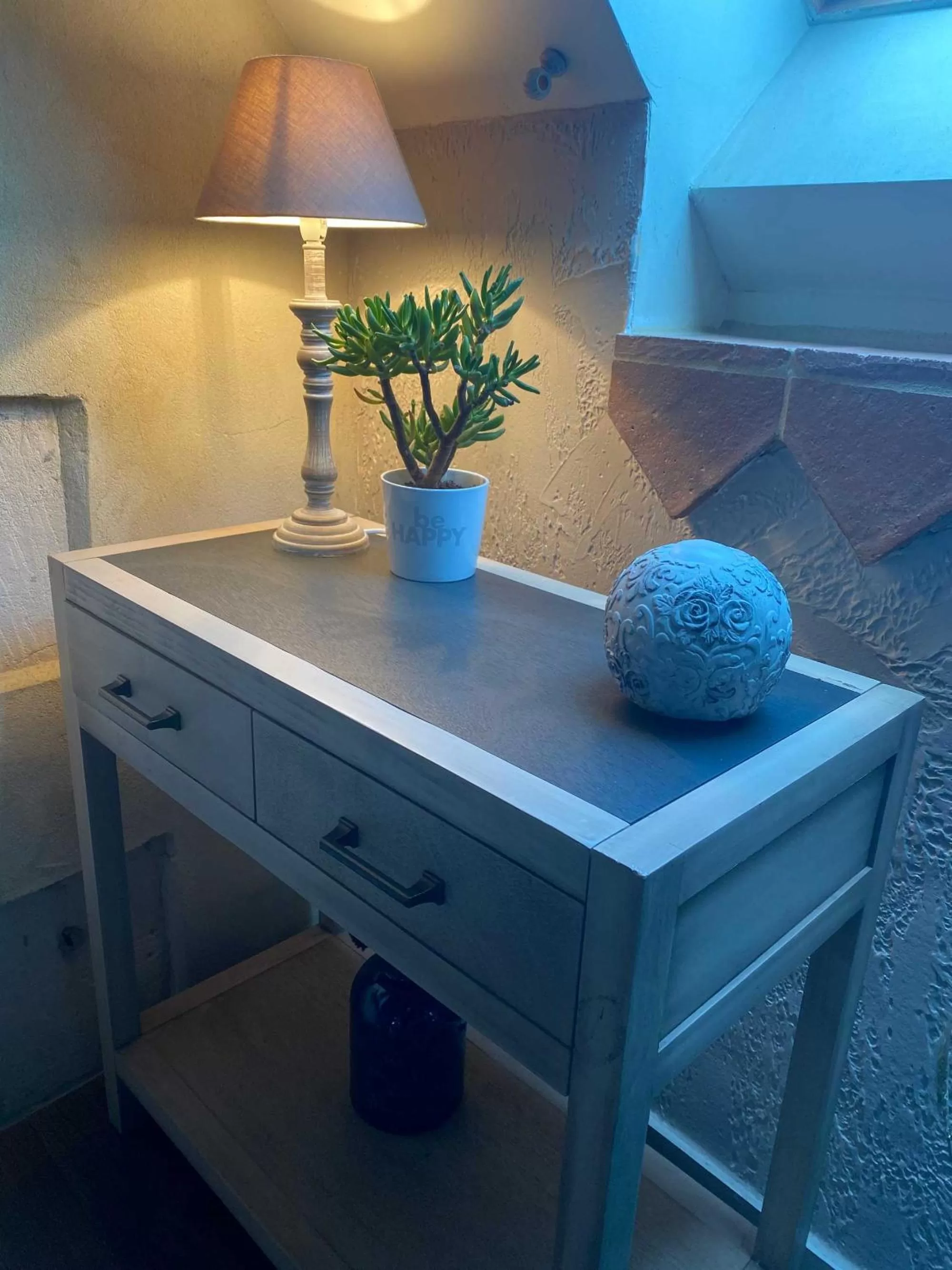 Decorative detail in Le mas Normand