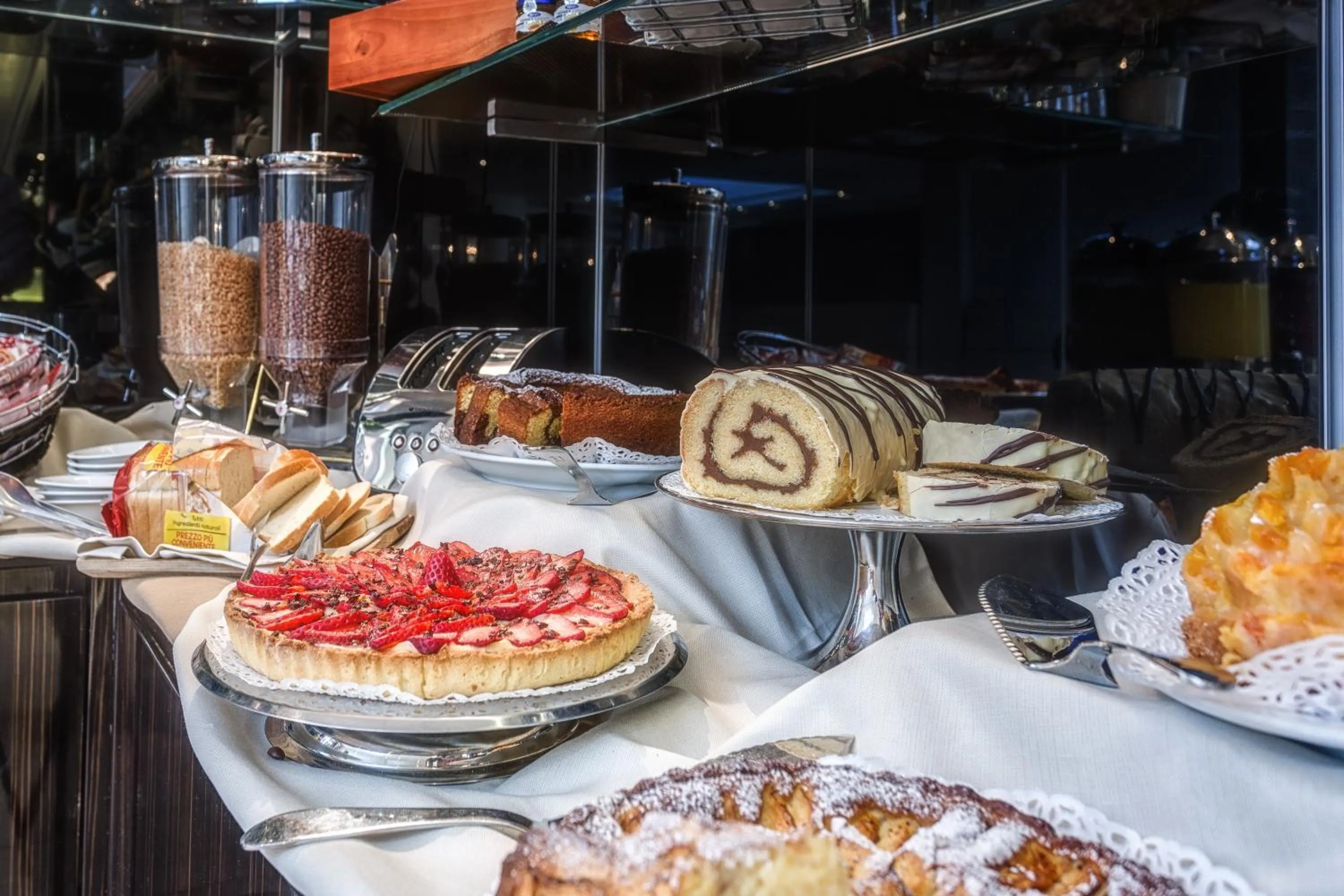 Food and drinks in Quality Hotel Green Palace