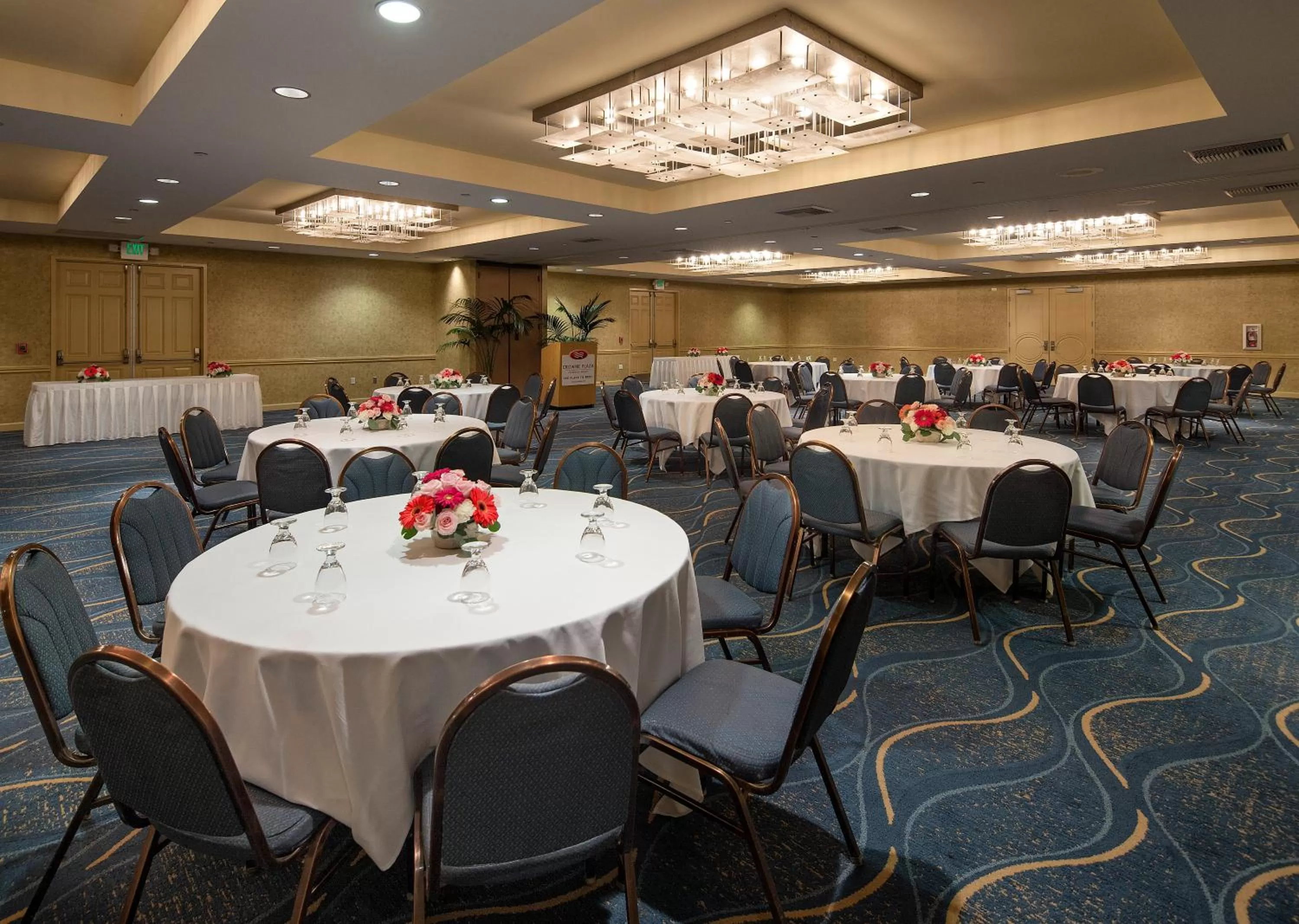 Banquet/Function facilities in Crowne Plaza Ventura Beach by IHG