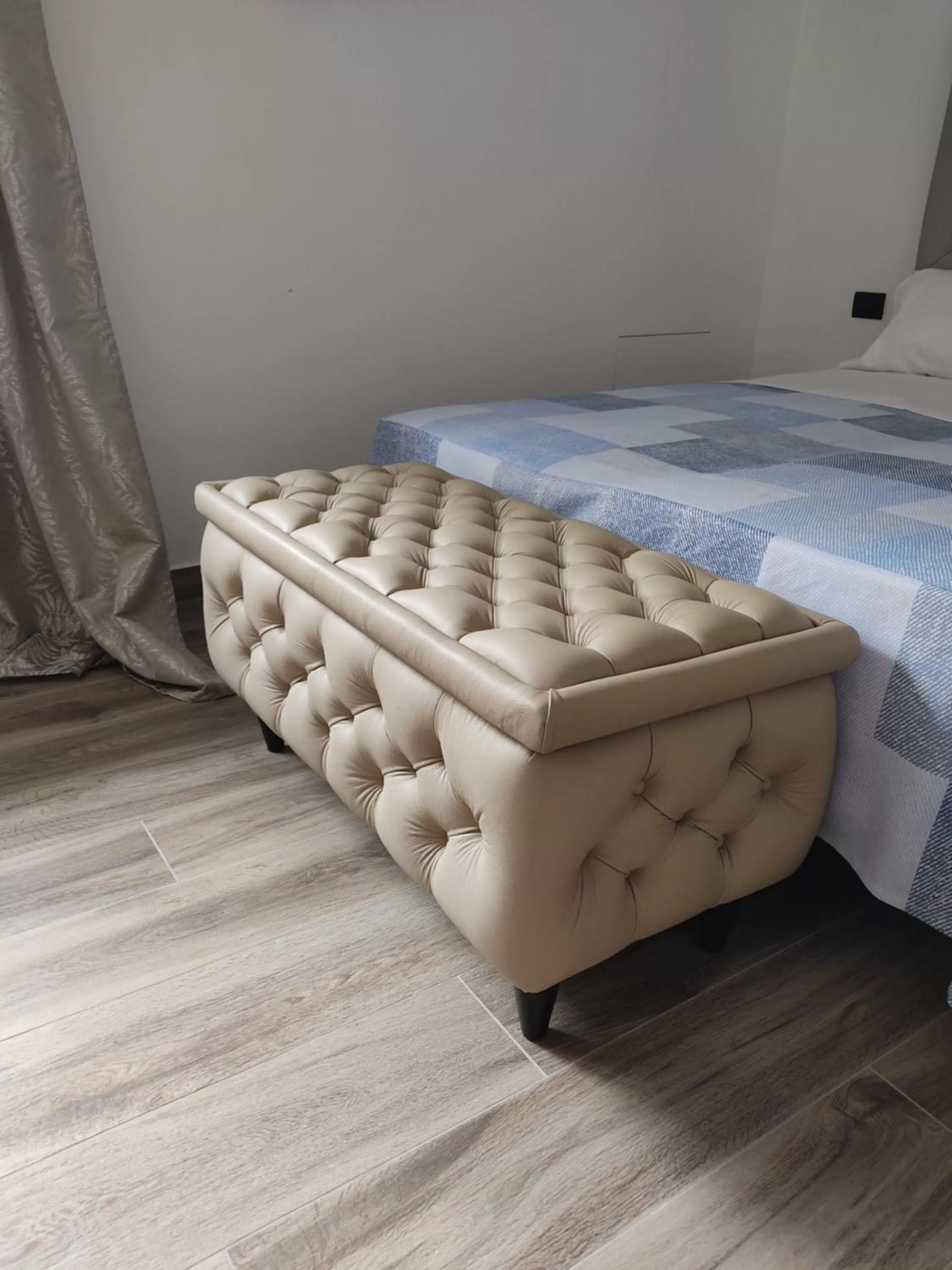 Photo of the whole room in B&B Capovento Della Murgia