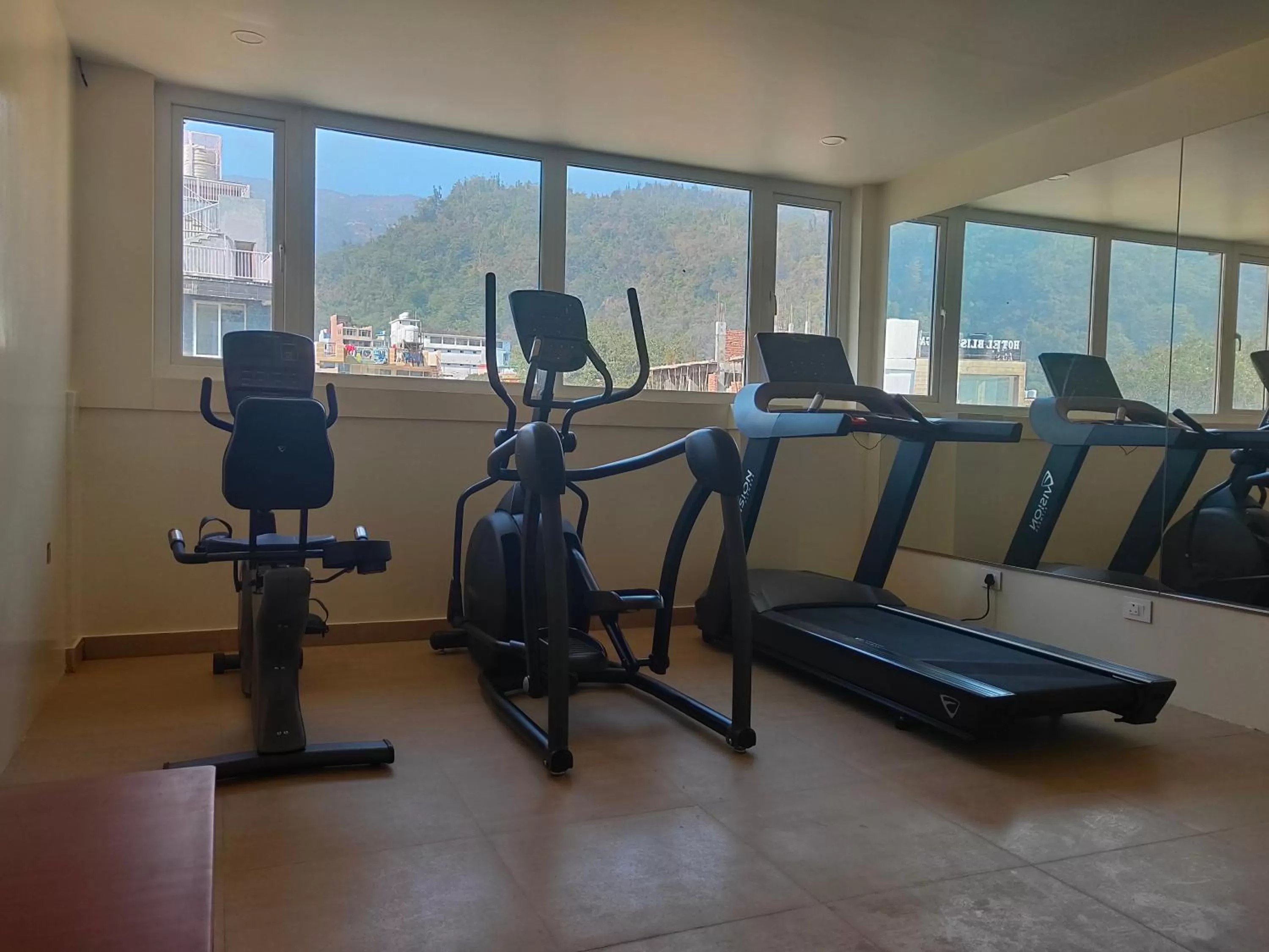 Fitness centre/facilities in Holy River Hotel