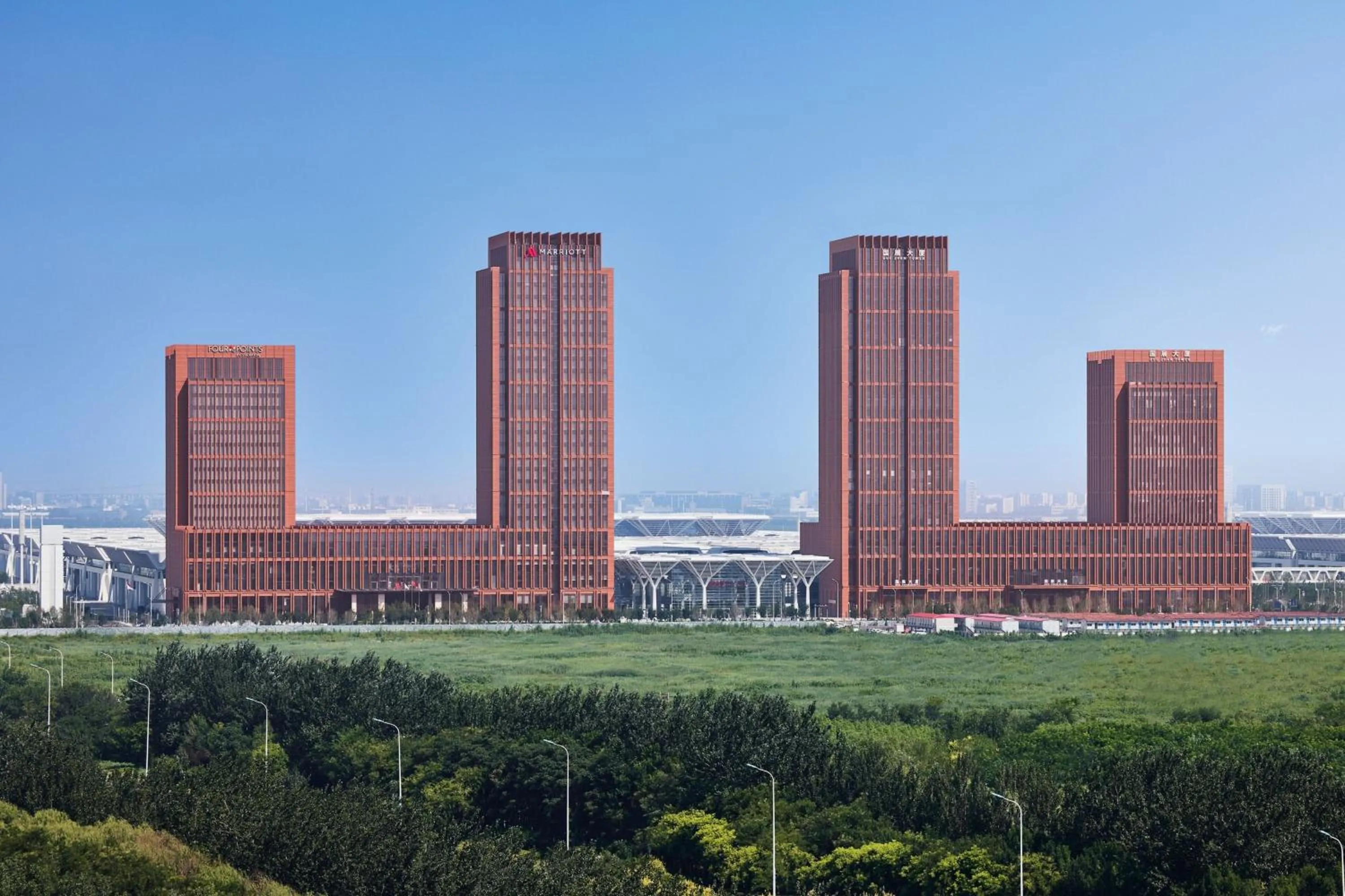 Property building in Tianjin Marriott Hotel National Convention and Exhibition Center