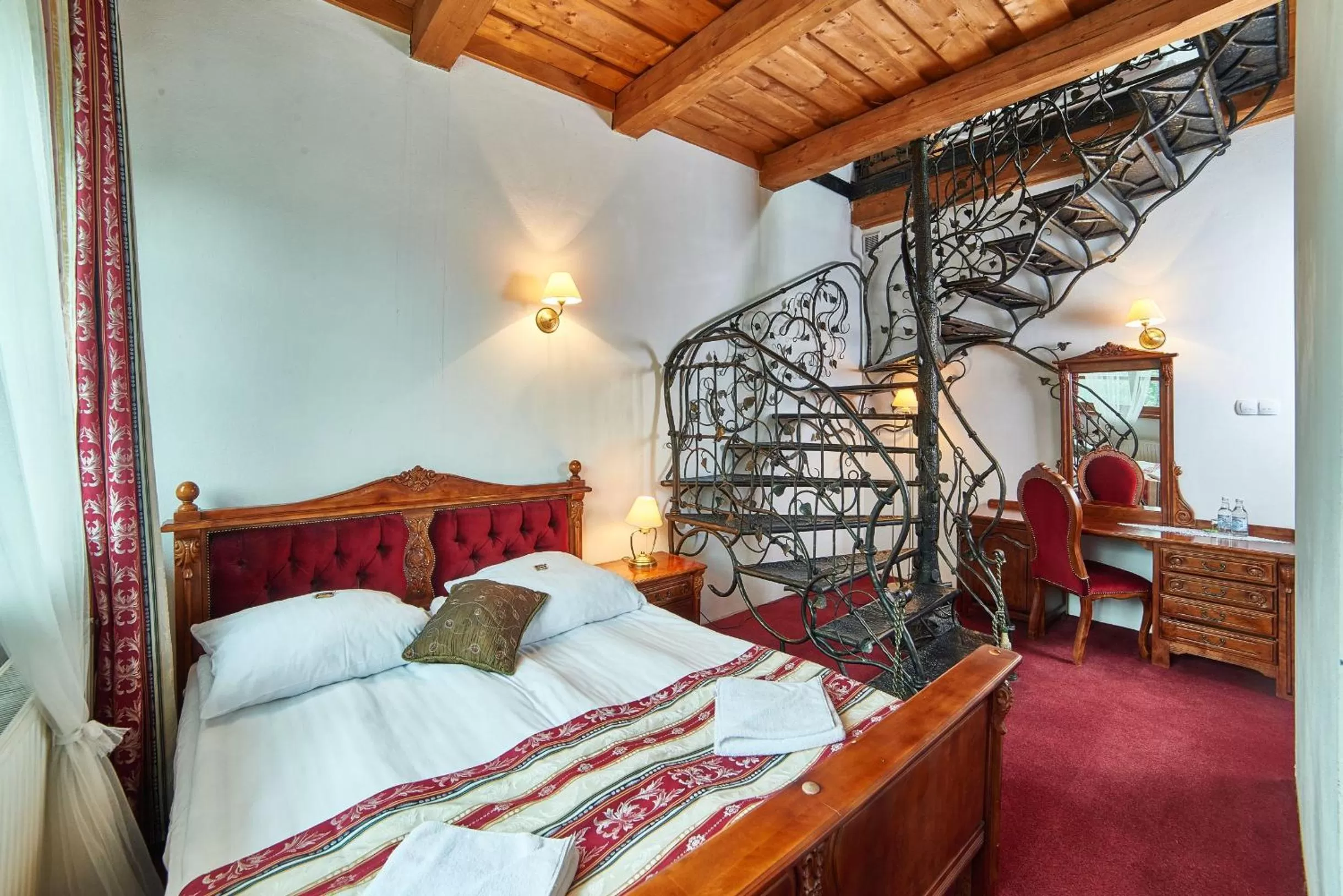 Photo of the whole room, Bed in Folwark Stara Winiarnia