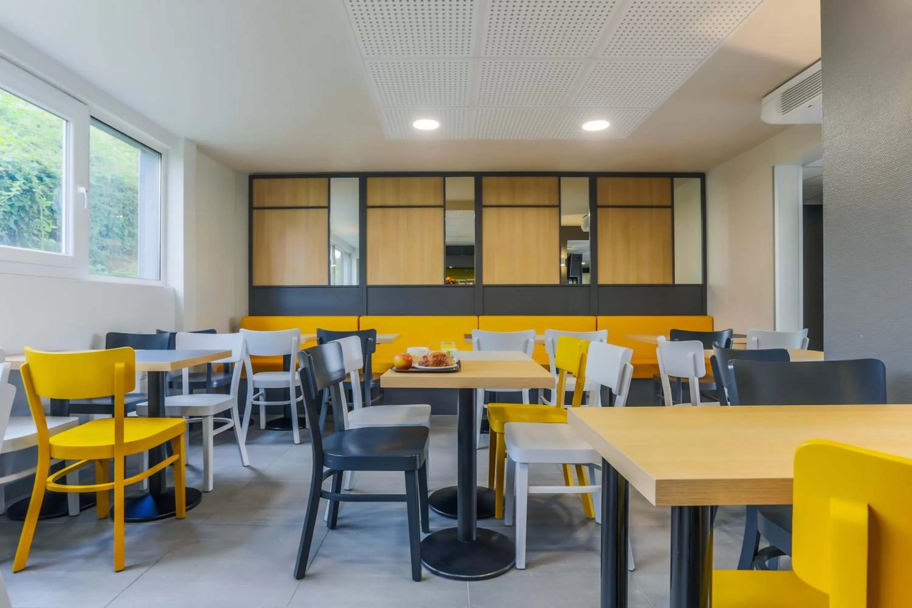 Buffet breakfast in B&B HOTEL Nancy Frouard