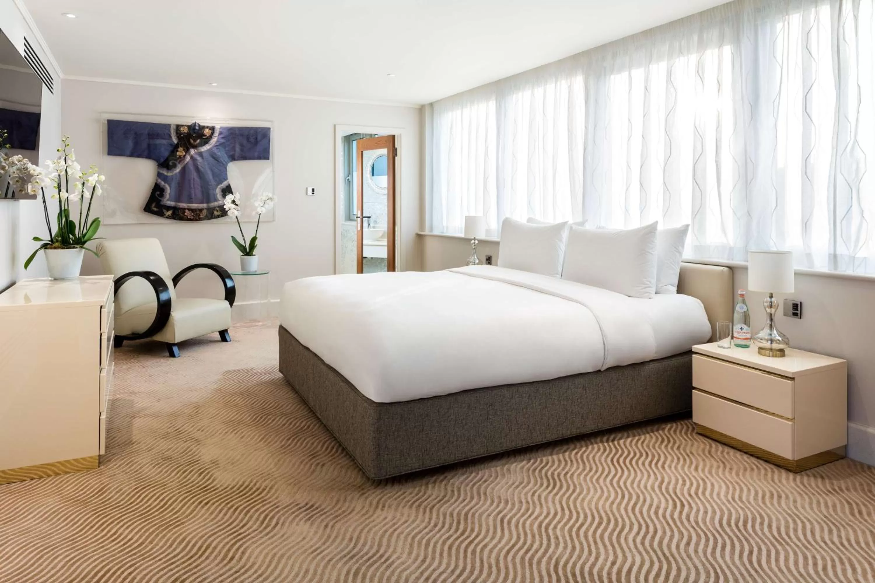 Two-Bedroom Suite in The May Fair, A Radisson Collection Hotel, Mayfair London