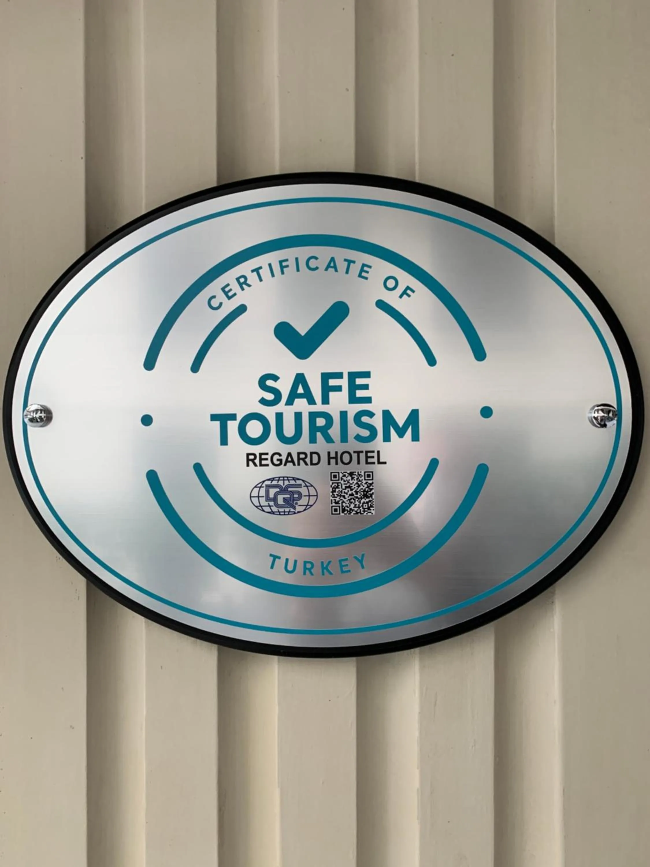 Facade/entrance in Regard Hotel