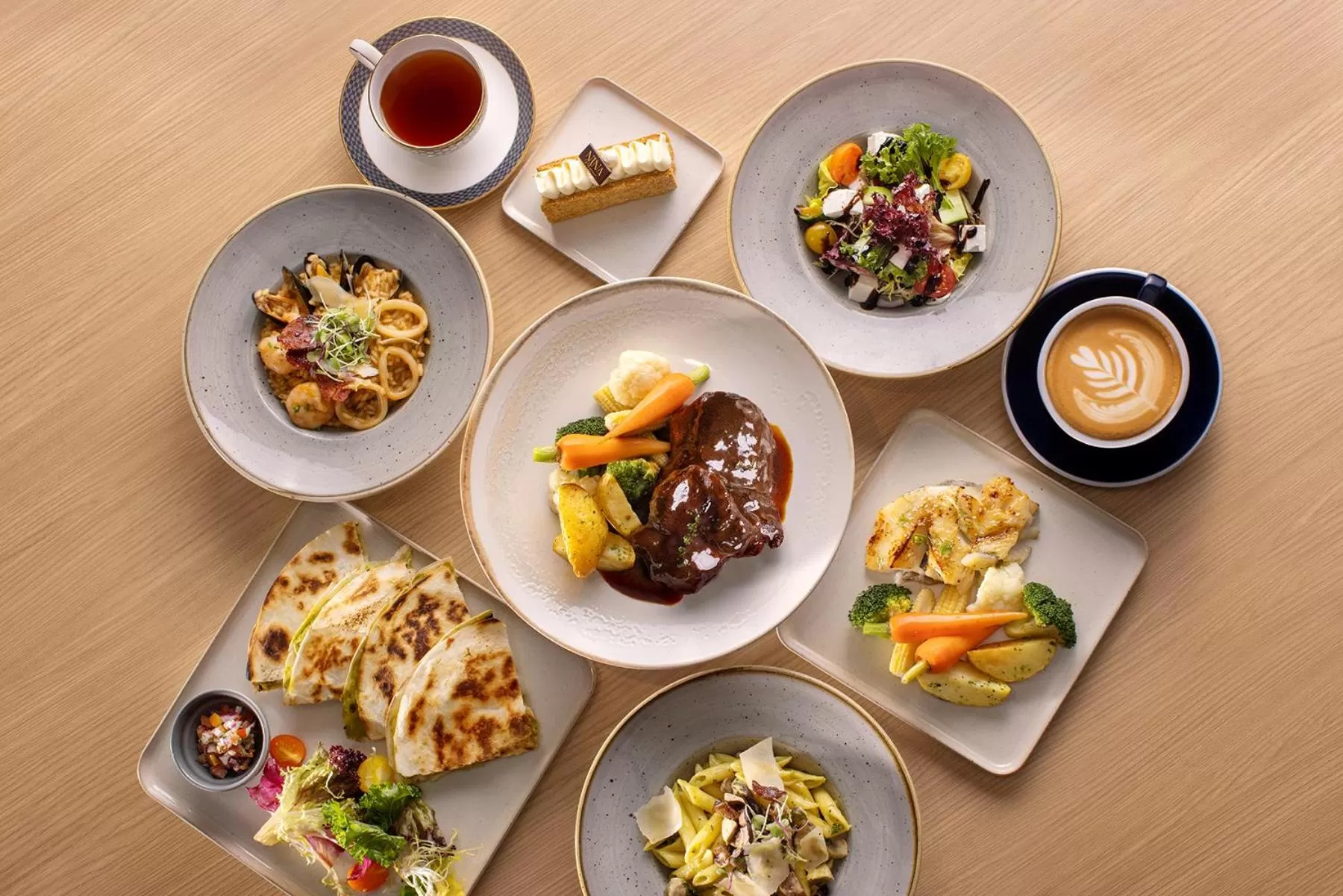 Food and drinks in Nina Hotel Kowloon East