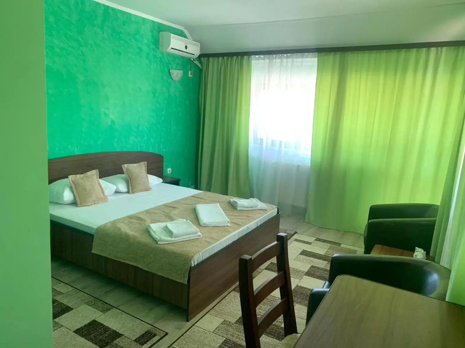 Double Room in Hotel Eden Double Room in Hotel Eden