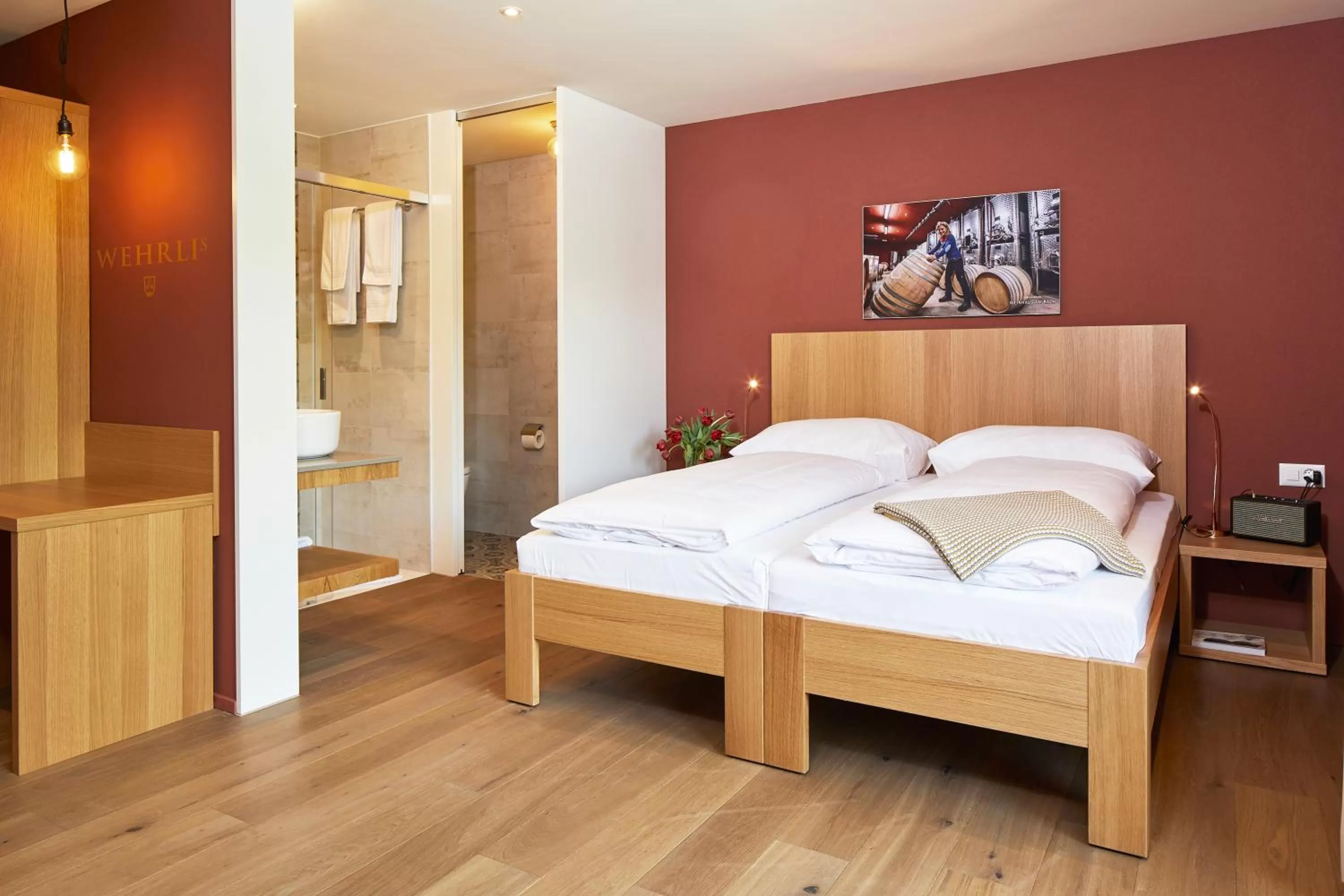 Bedroom, Bed in Hirschen Erlinsbach Swiss Quality