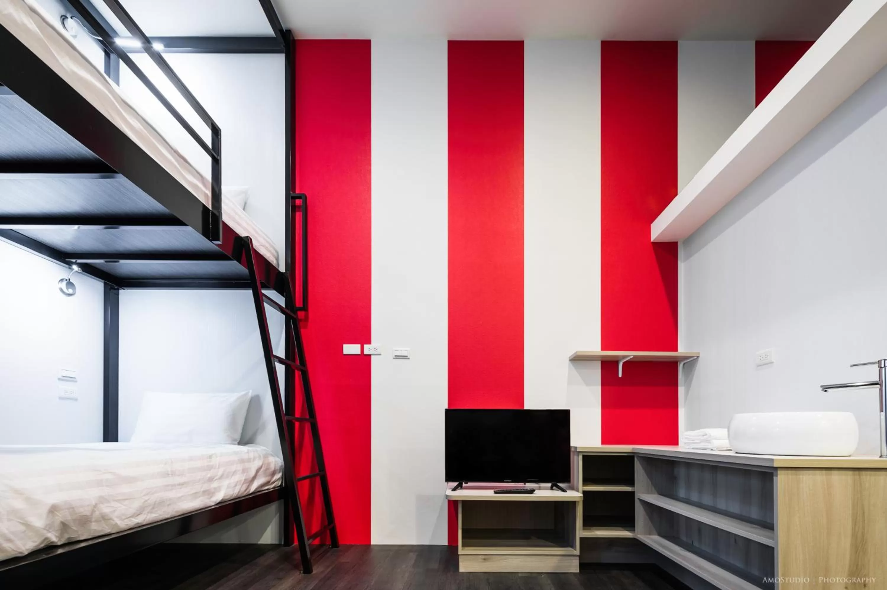 bunk bed, Bed in Place‧X Hotel