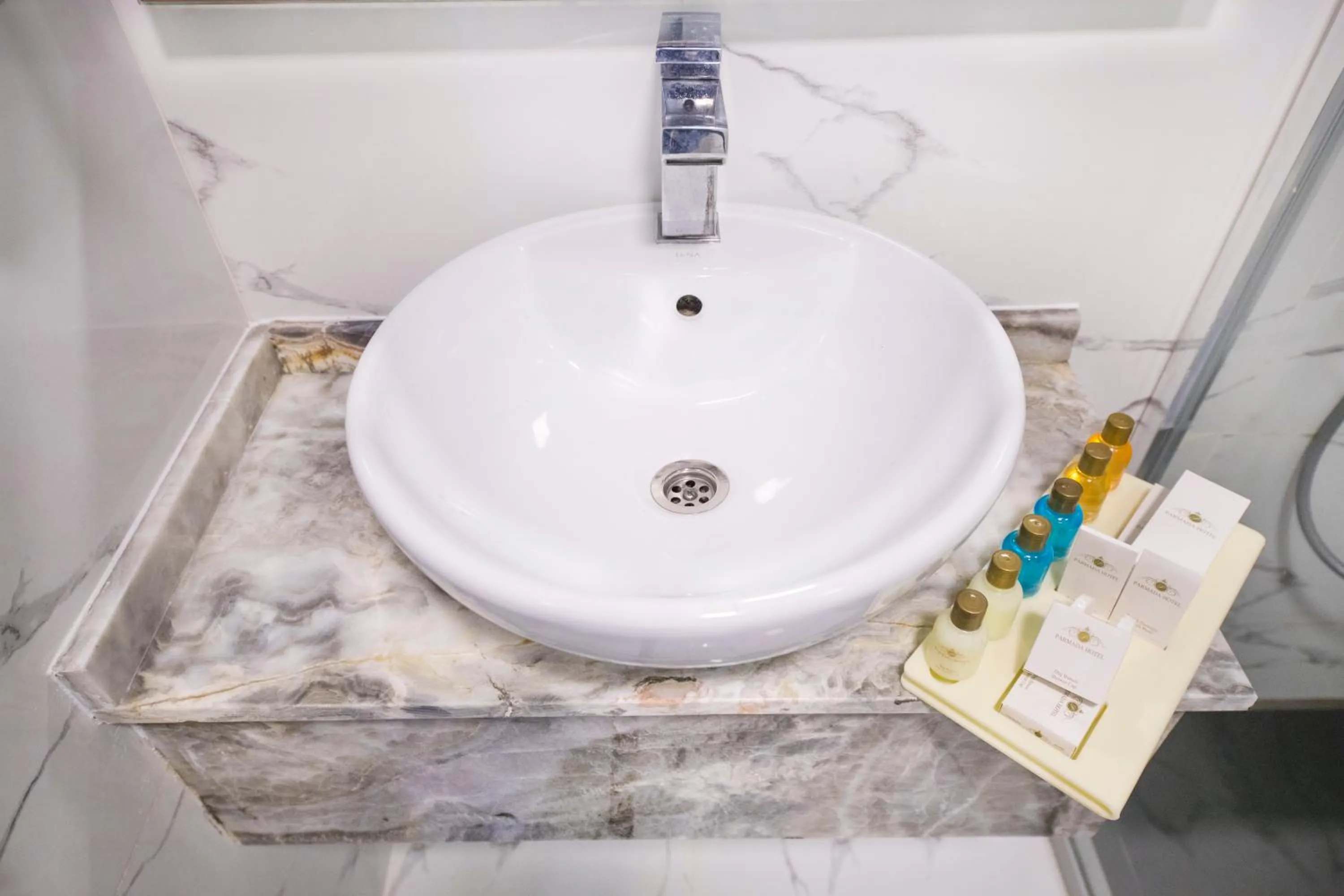 Decorative detail, Bathroom in parmadahoteloldcity