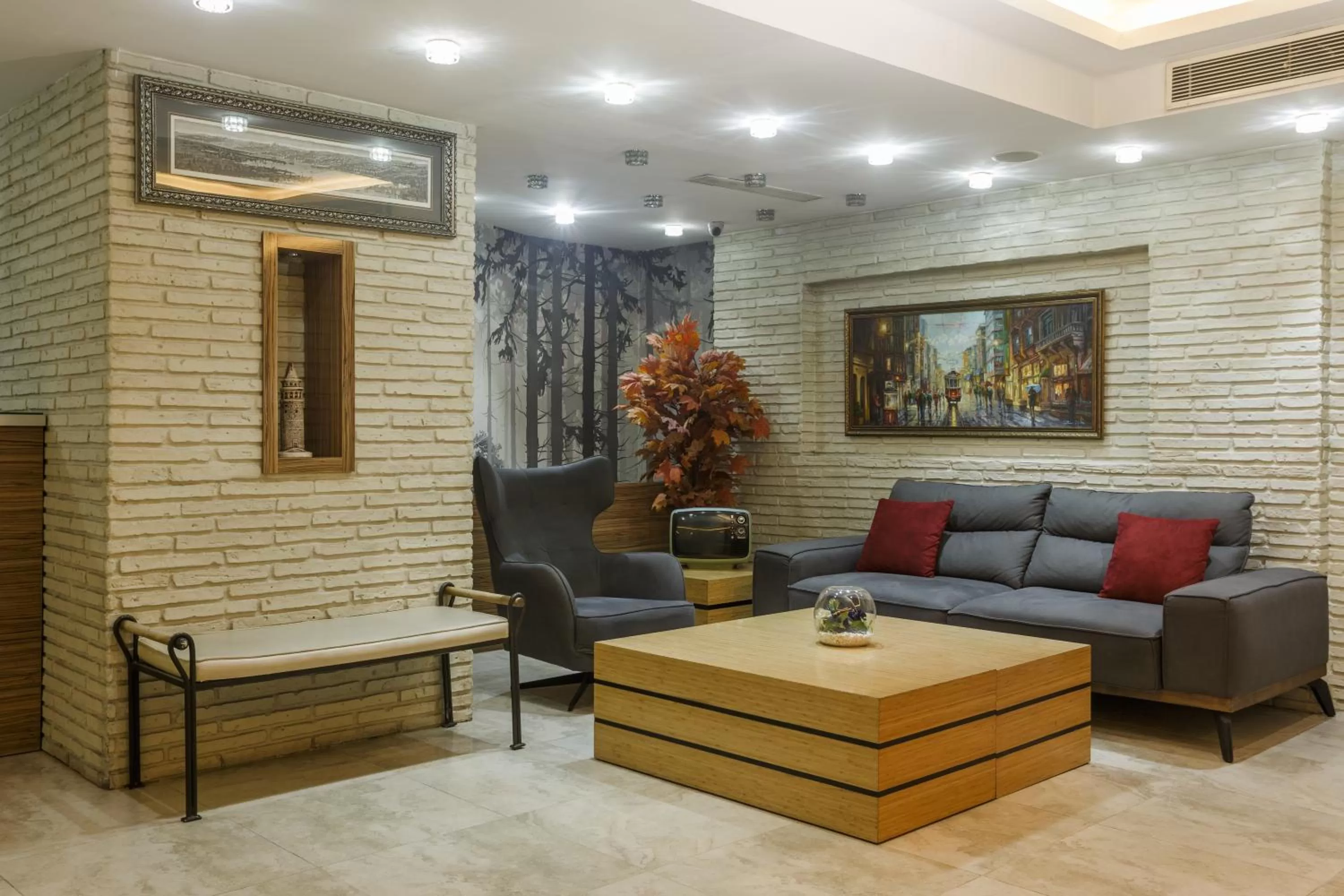 Lobby/Reception in P Galata Hotel - Special Category