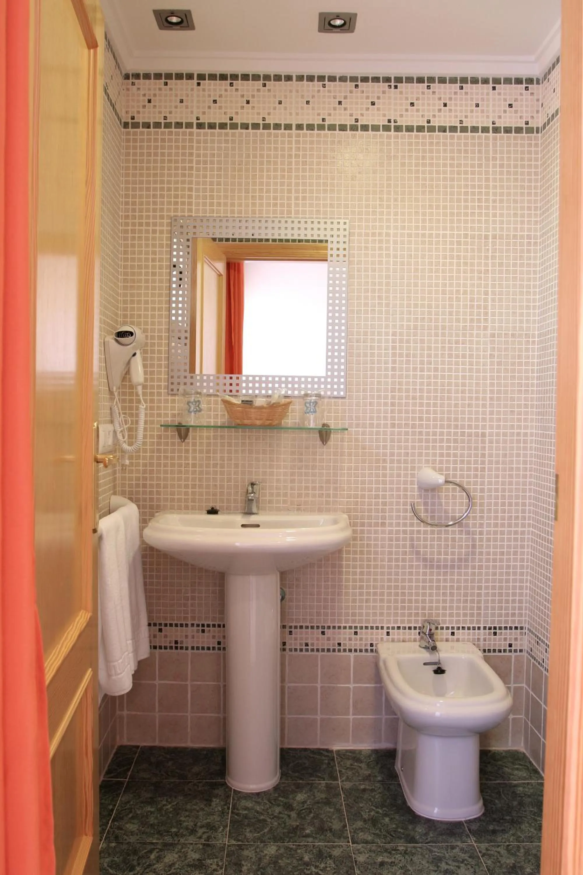 Bathroom in Hotel Adsubia