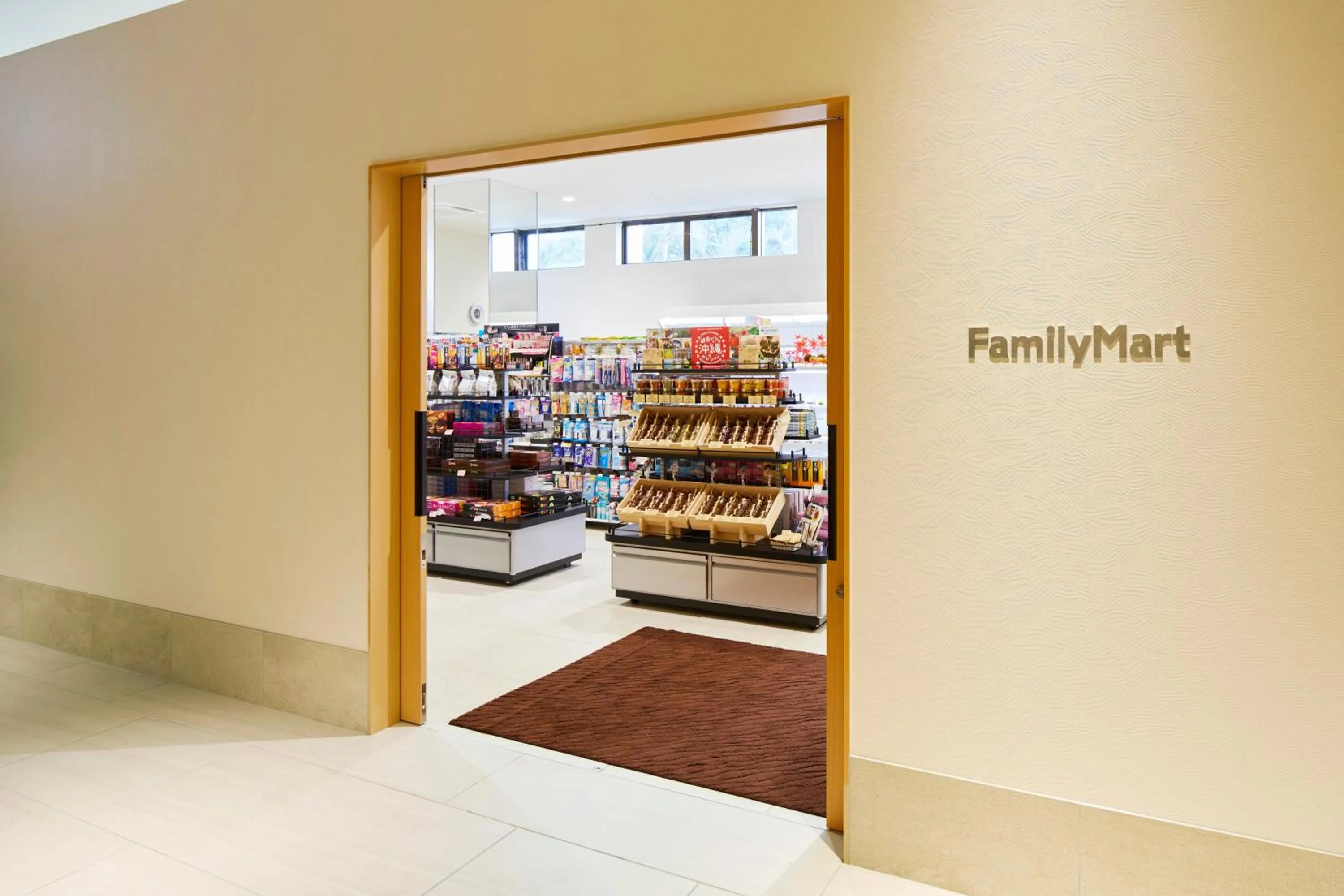 On-site shops in Novotel Okinawa Naha