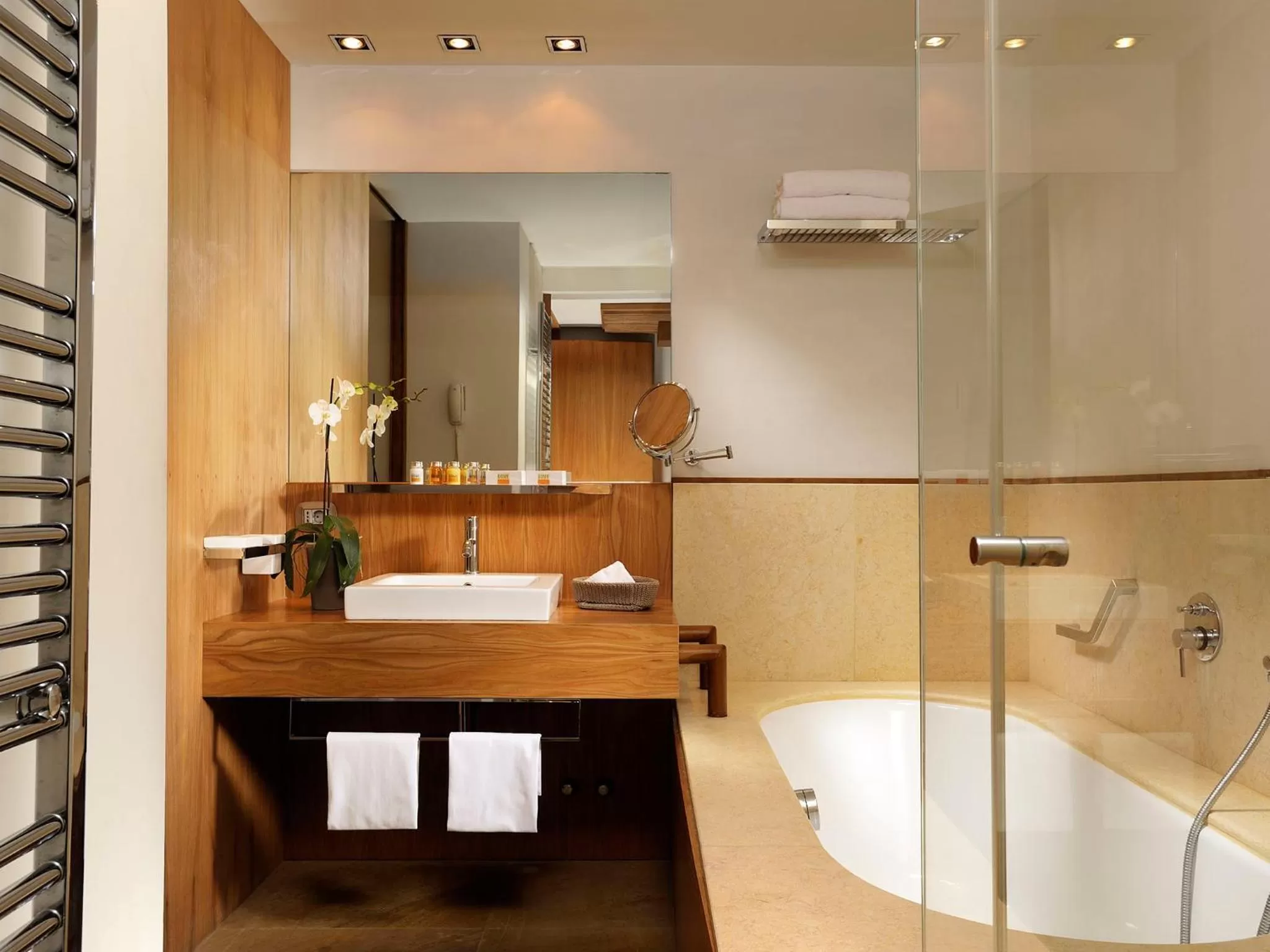 Bathroom in Margutta 54 Luxury Suites