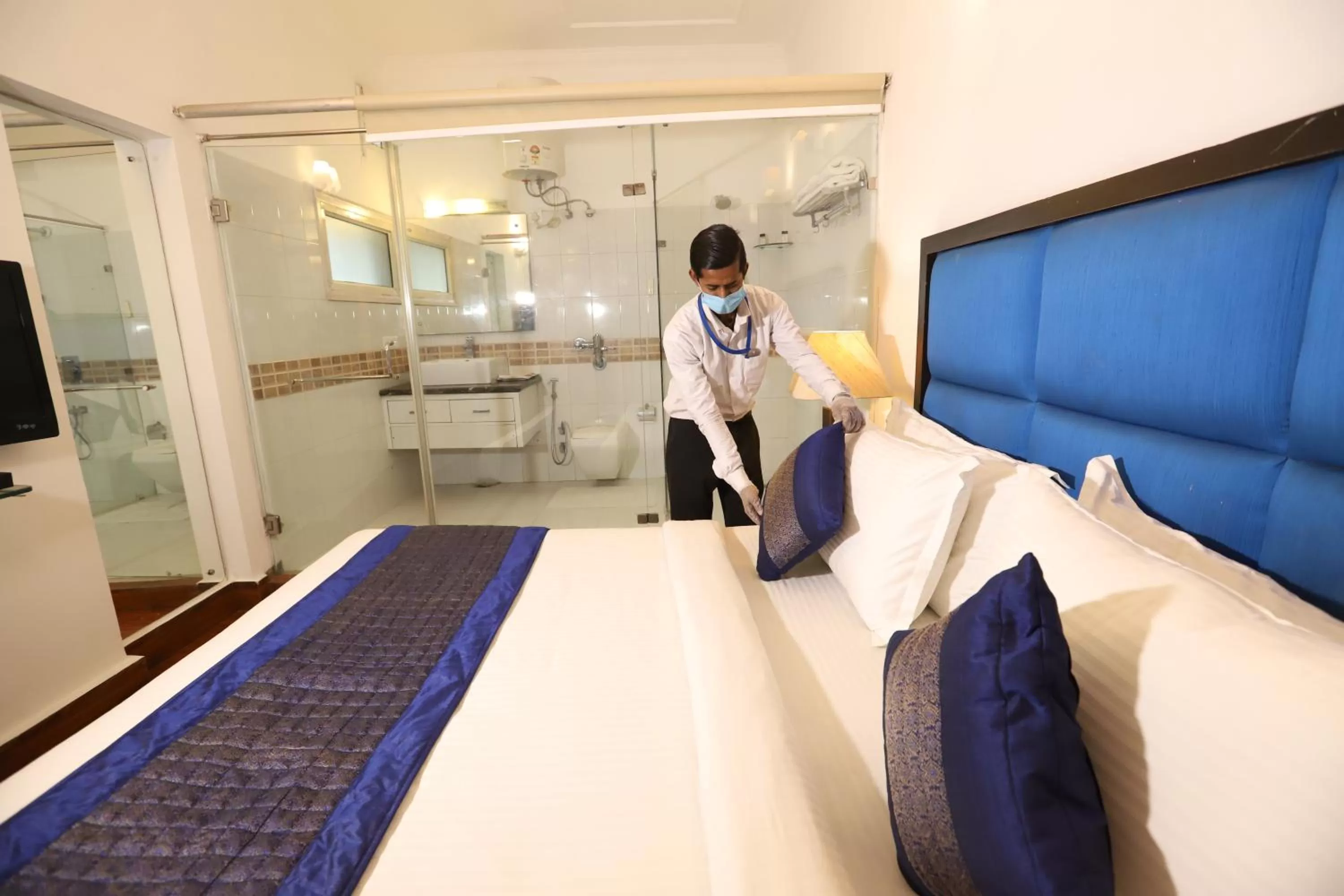 Bed in Hotel Capitol Hills - Greater Kailash Delhi