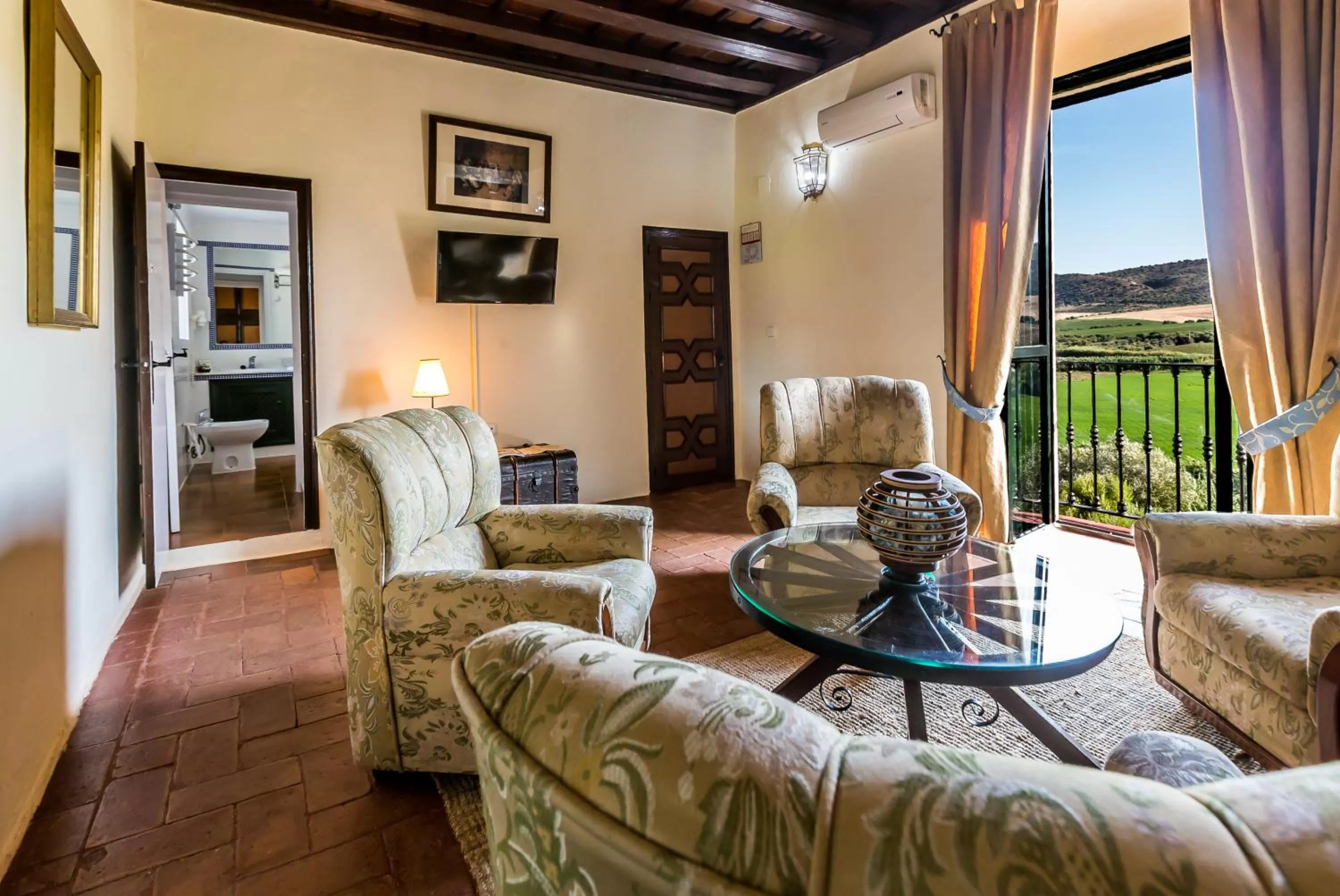 TV and multimedia in Hacienda El Santiscal Adults Only