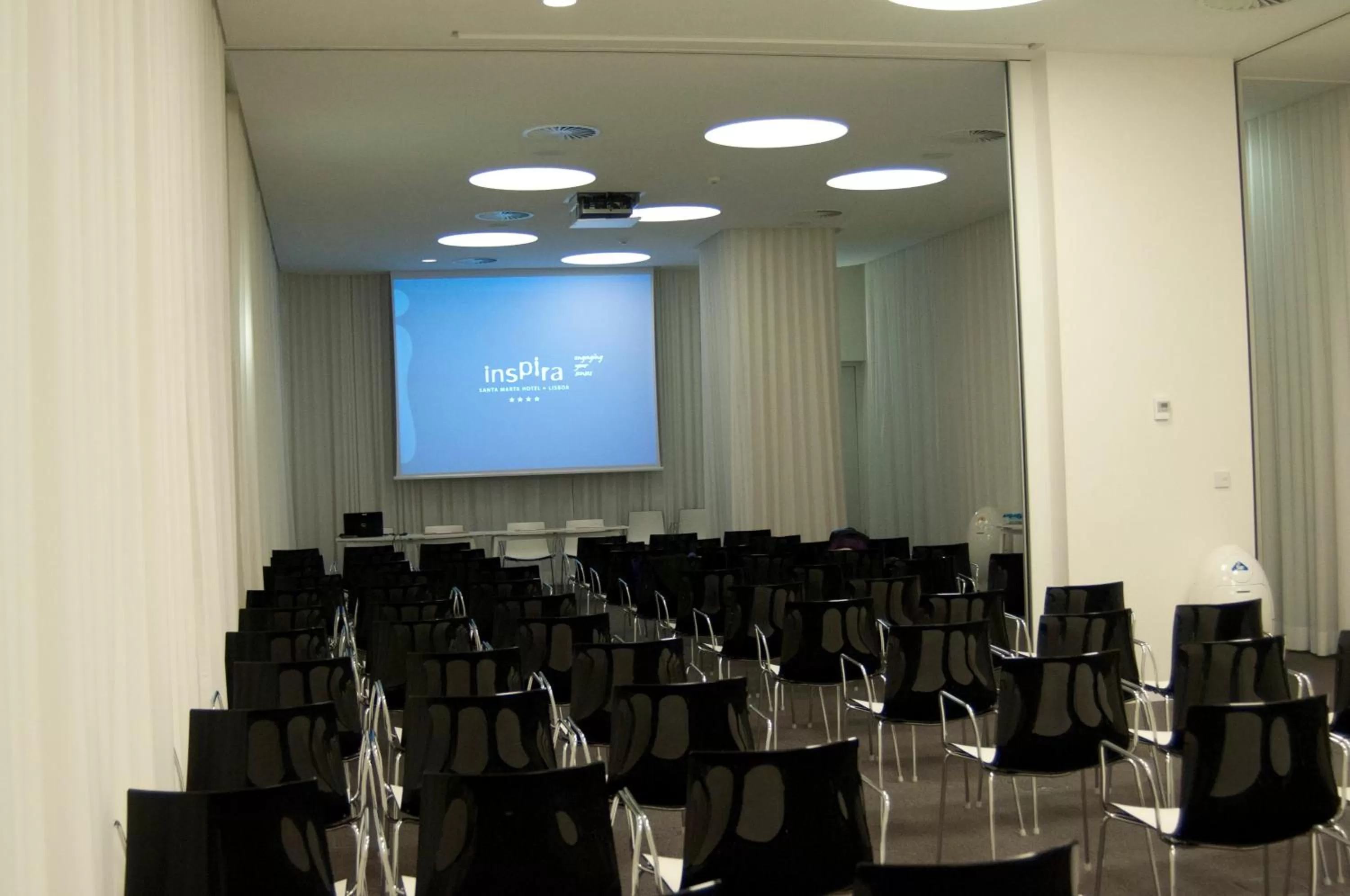 Business facilities in Inspira Liberdade Boutique Hotel