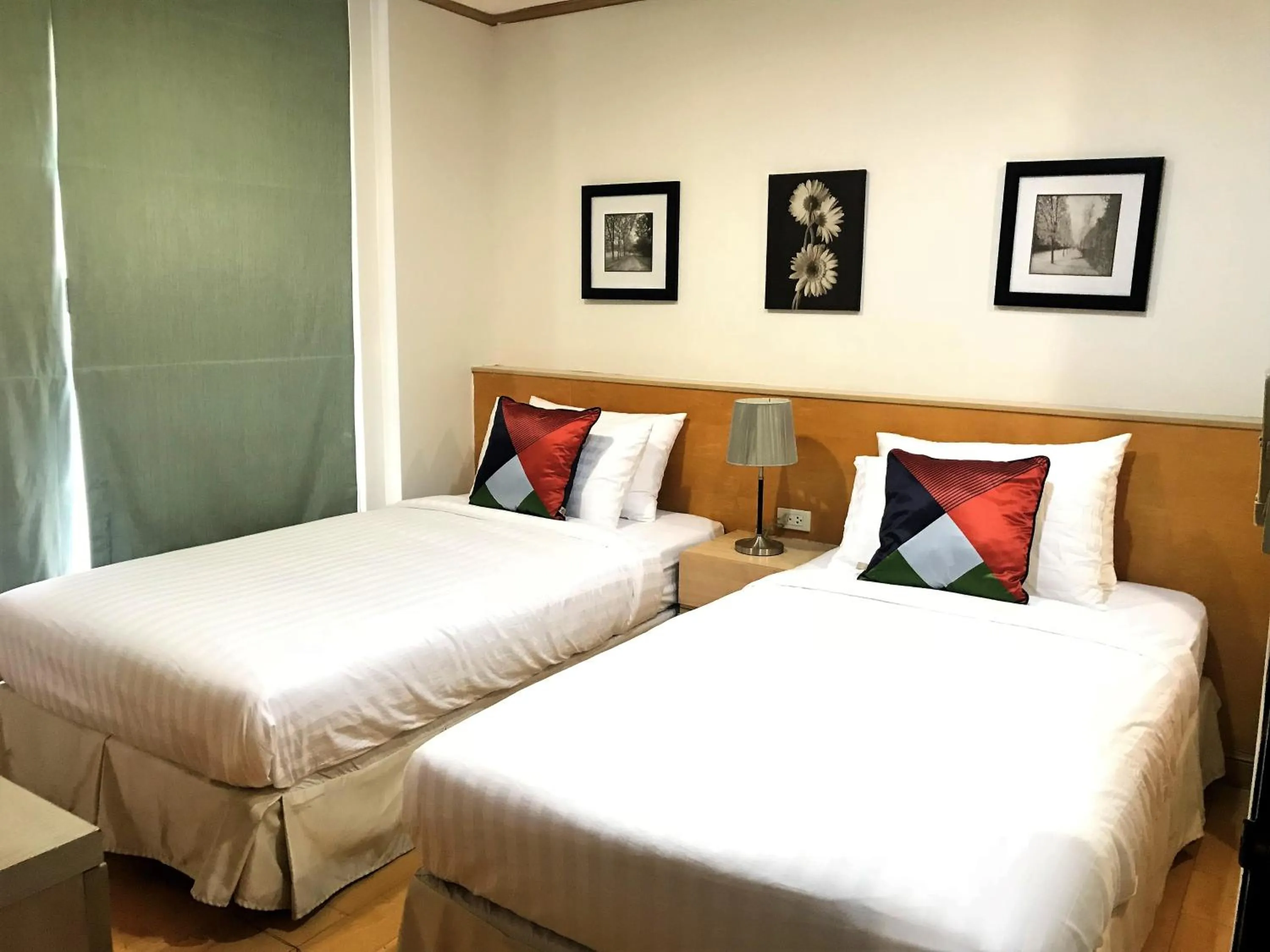 Bedroom, Bed in Twin Peaks Sukhumvit Suites