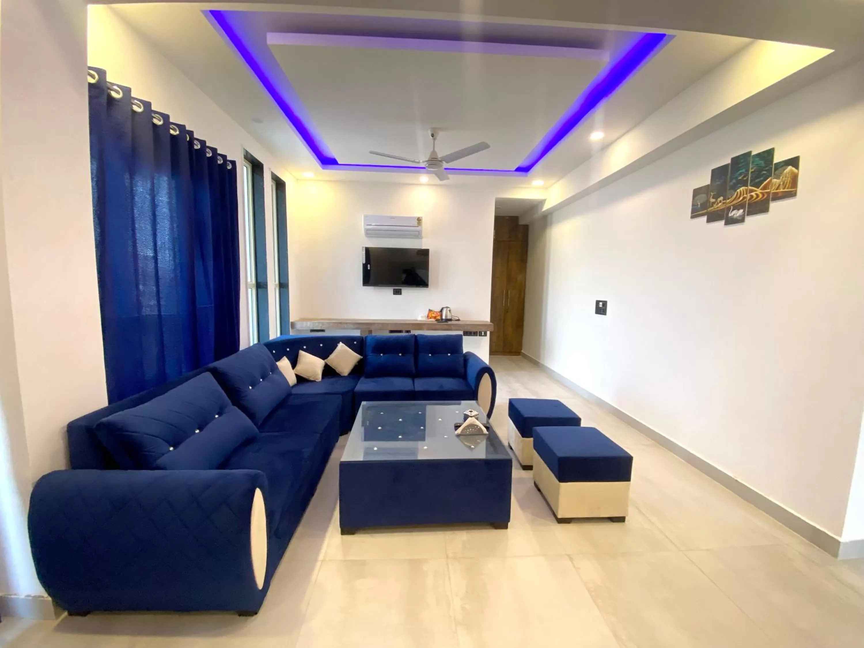 Living room, Seating Area in The Metro Stay By F9 Hotels-Near Sector 18 Metro Station Noida