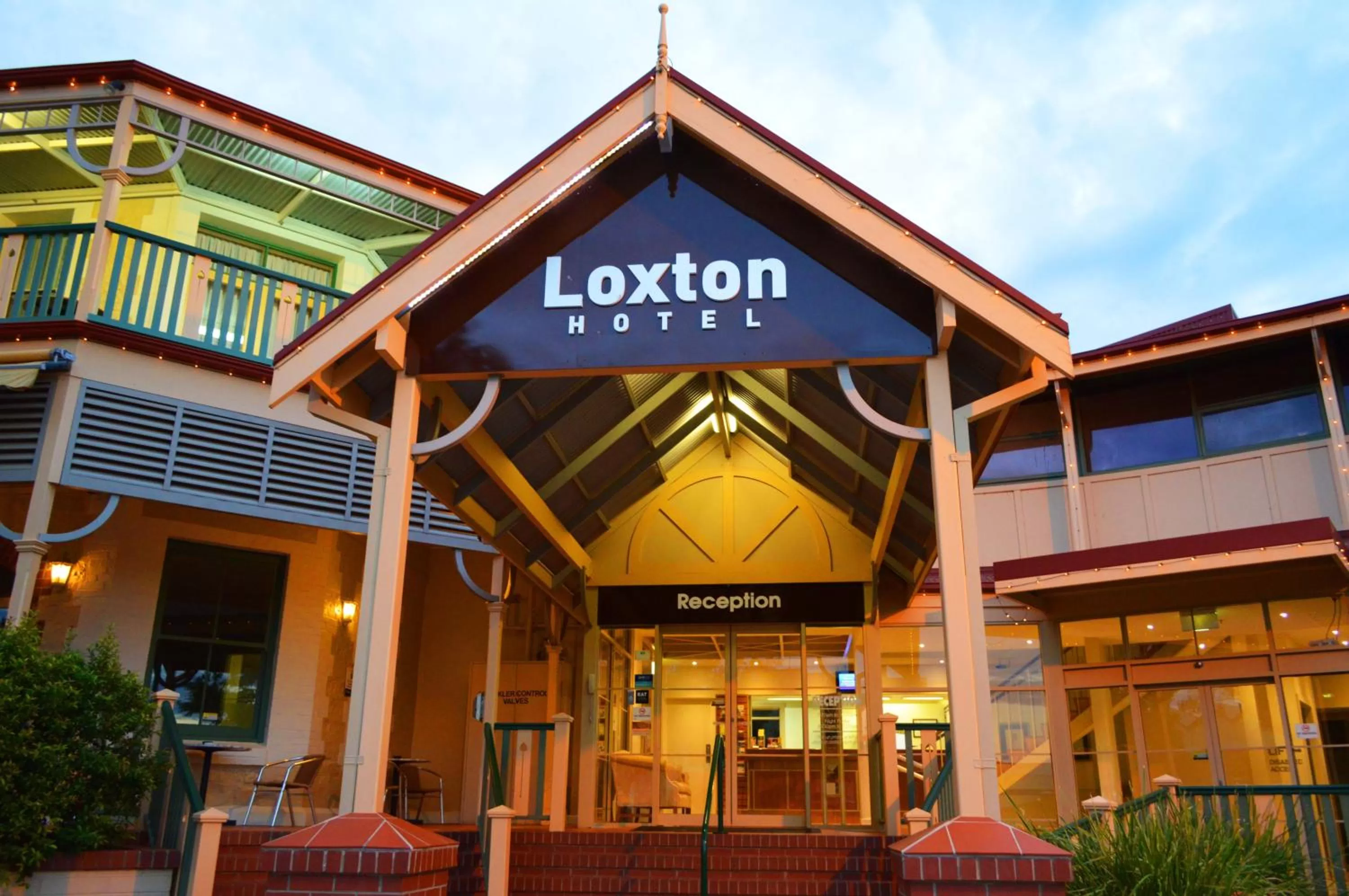 Facade/entrance in Loxton Community Hotel Motel
