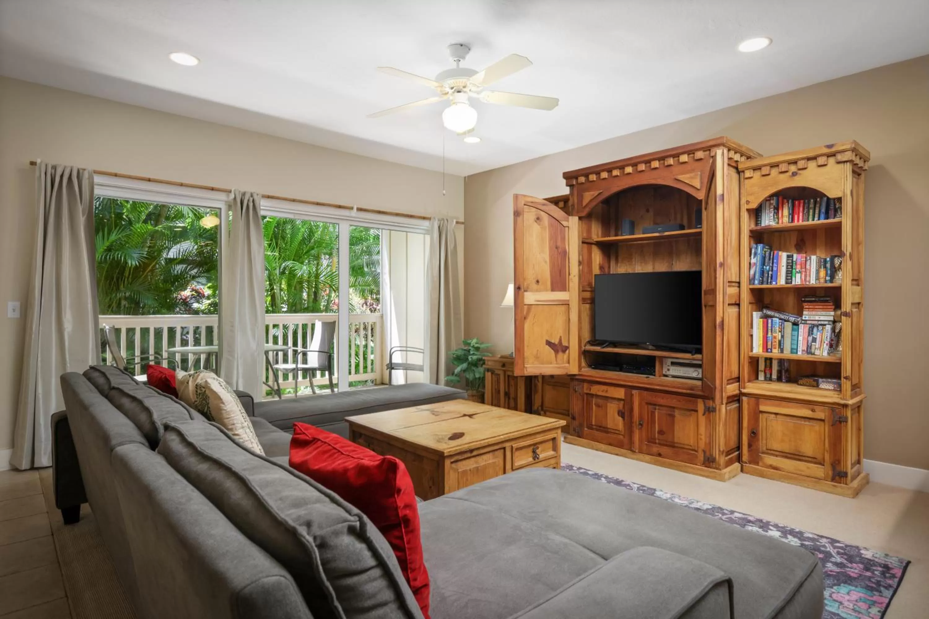 TV and multimedia in Aston At Poipu Kai