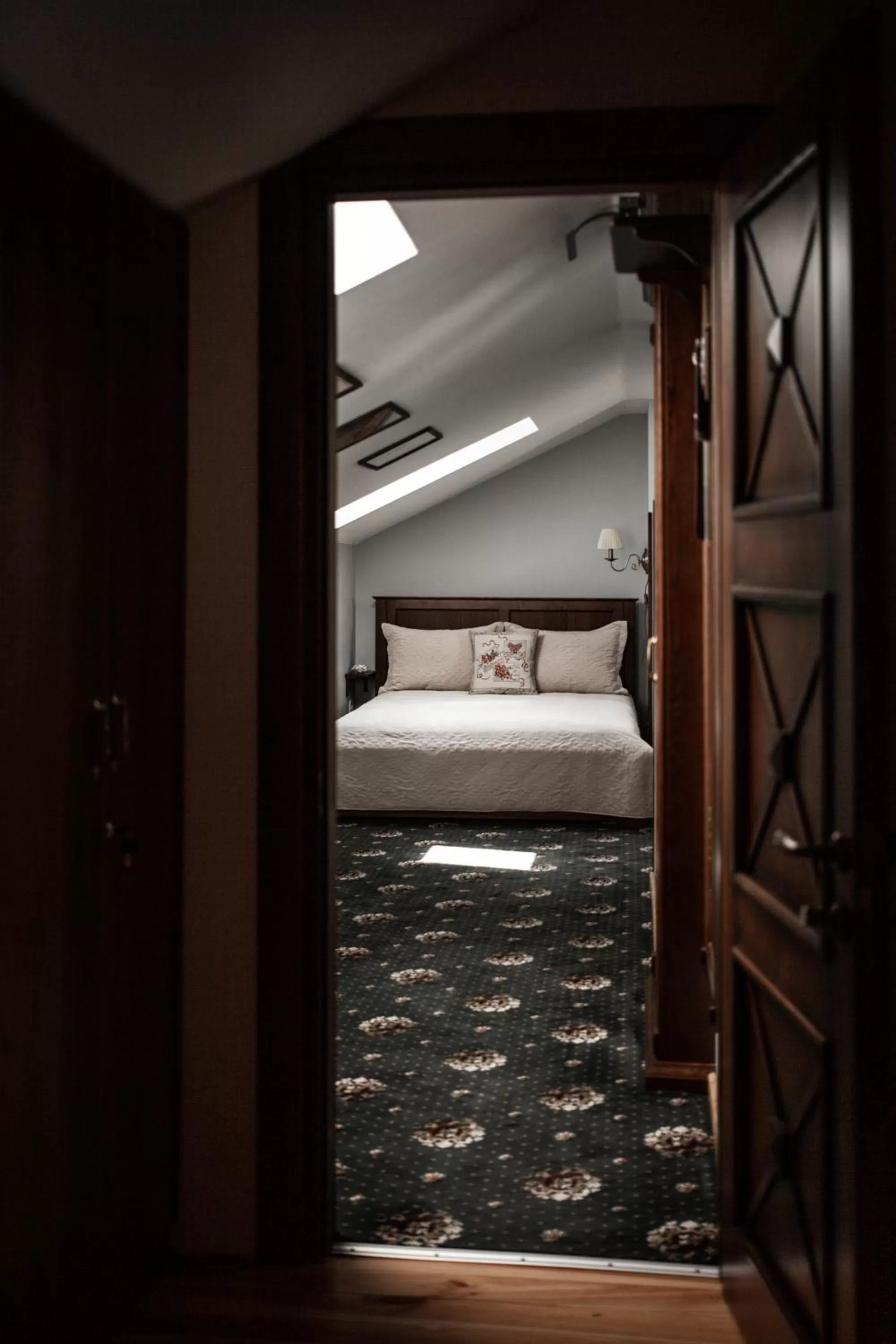 Bed in Sicheslav Ekaterinoslav