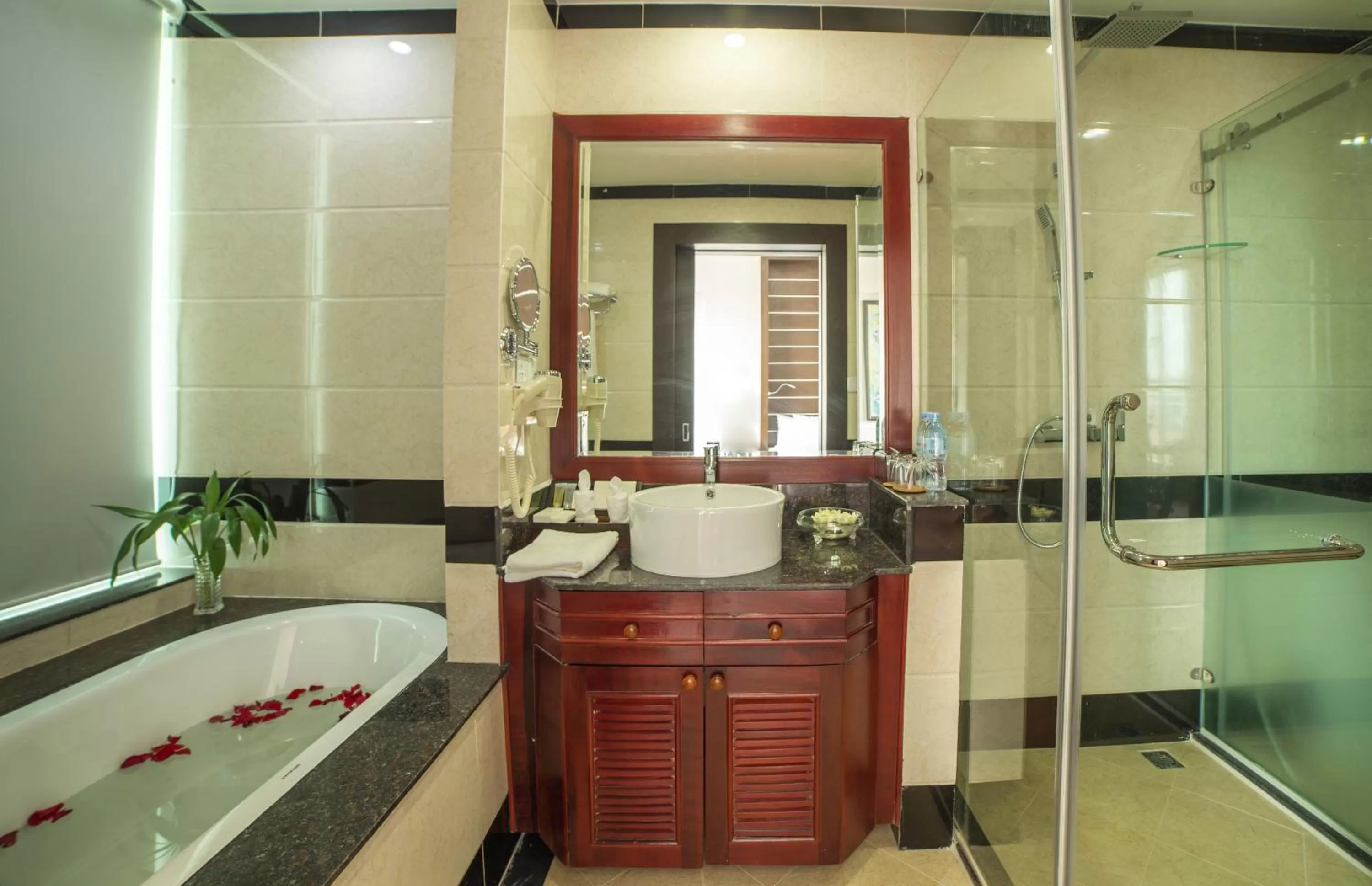 Shower in Phnom Penh Katari Hotel