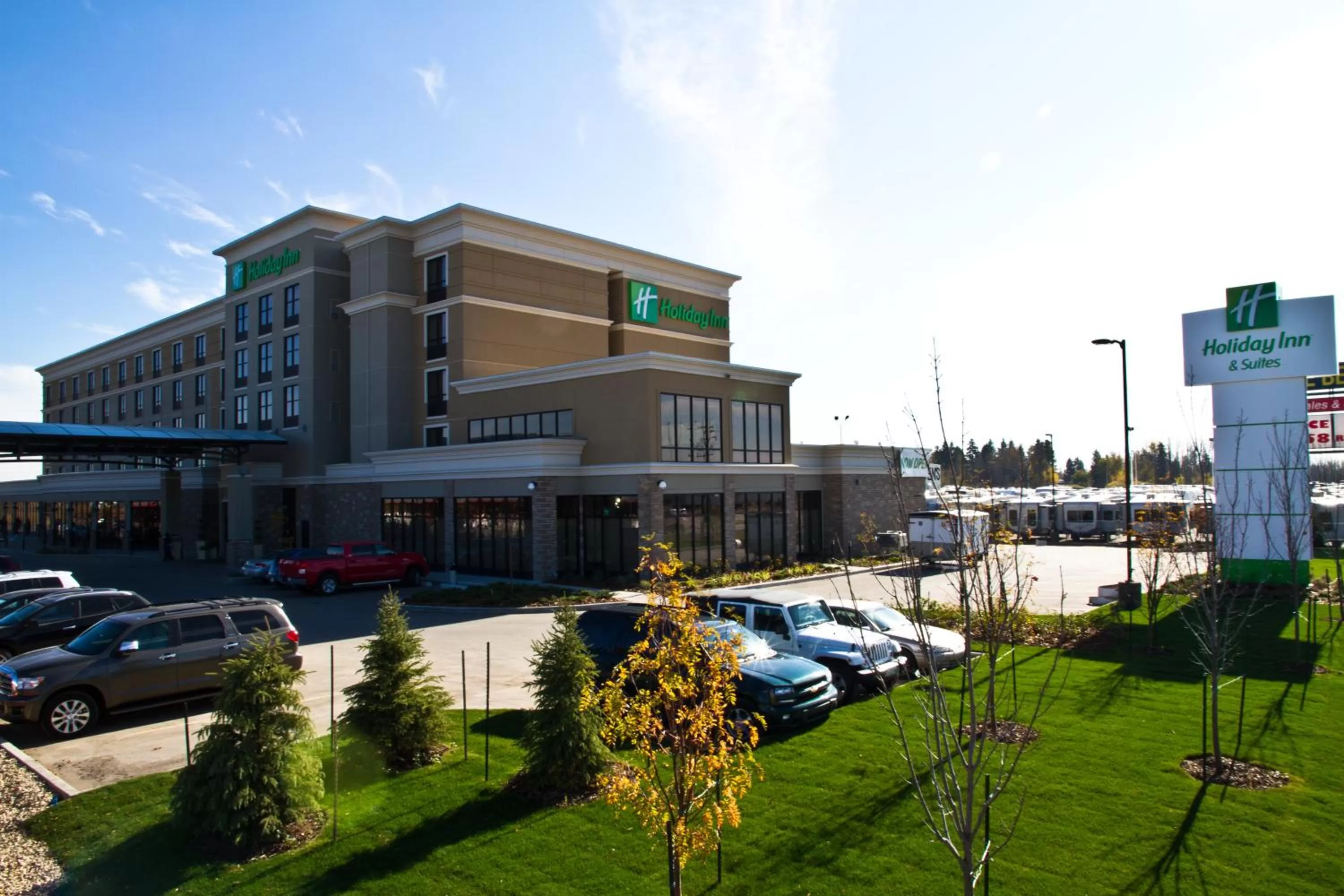 Property building in Holiday Inn Hotel & Suites Red Deer by IHG