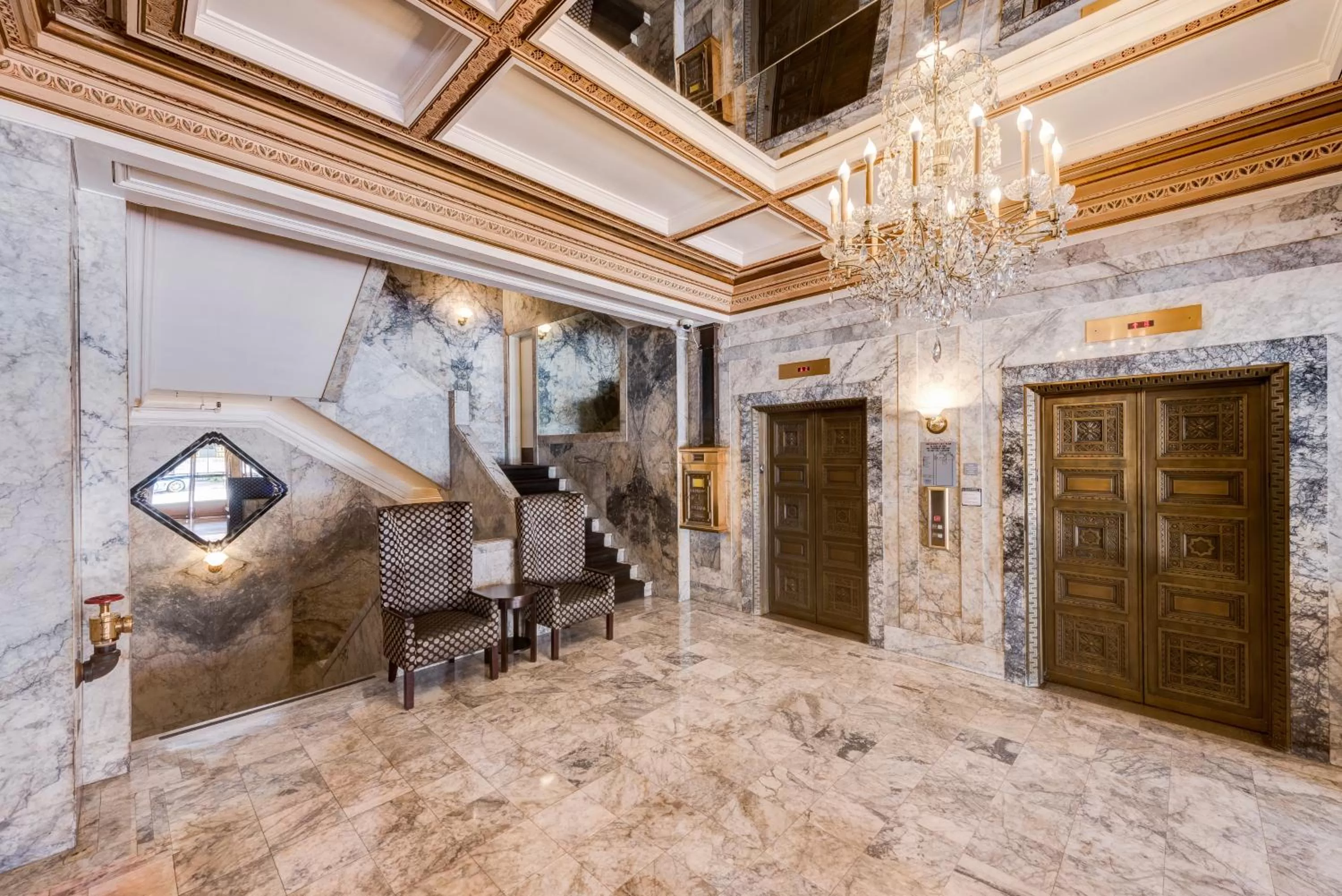 Lobby or reception in Gaslamp Plaza Suites