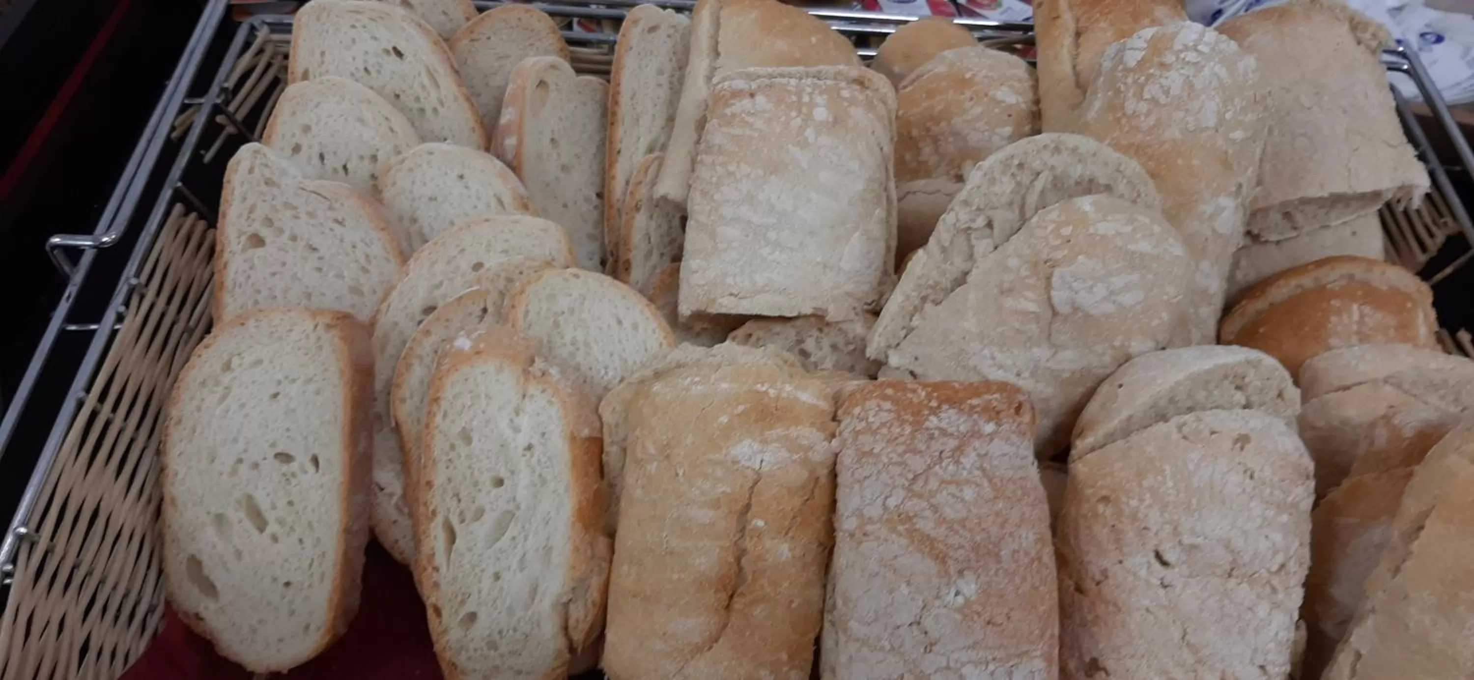 Buffet breakfast in Hotel Azahar