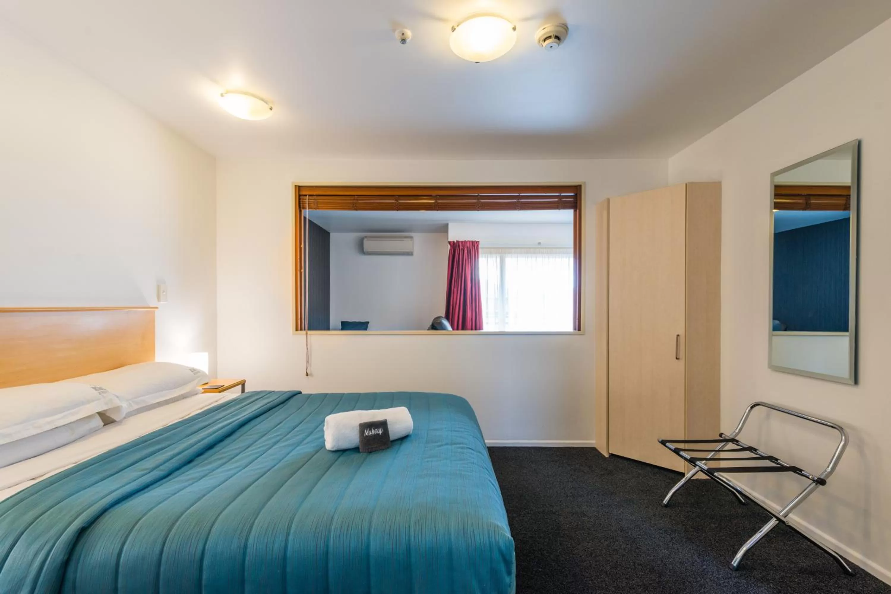 Bed in Roma On Riccarton Motel